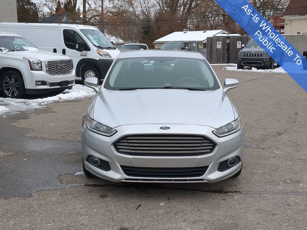 Used 2014 Ford Fusion SE Sedan