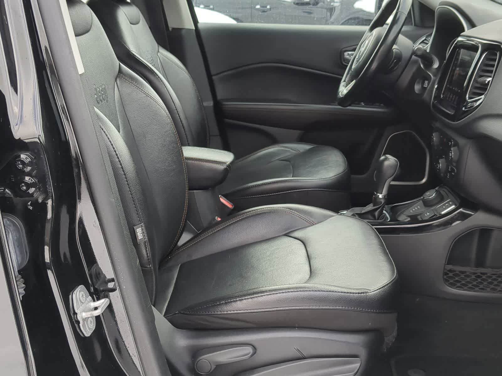 Thumbnail: 2020 Jeep Compass - 19