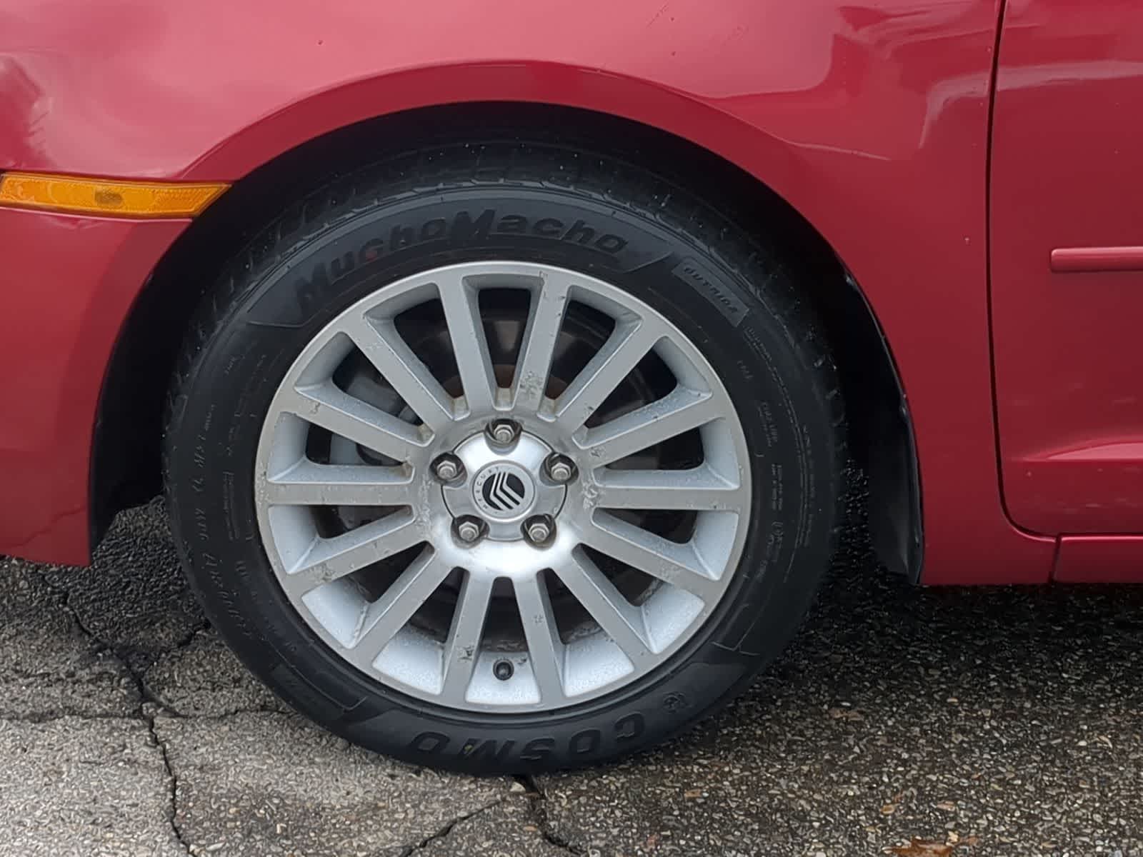 Thumbnail: 2009 Mercury Milan - 16