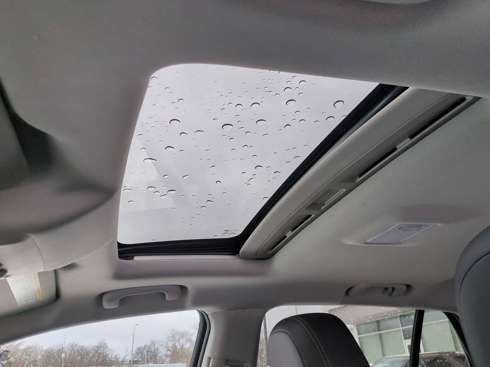 Thumbnail: 2017 Chevrolet Trax - 30