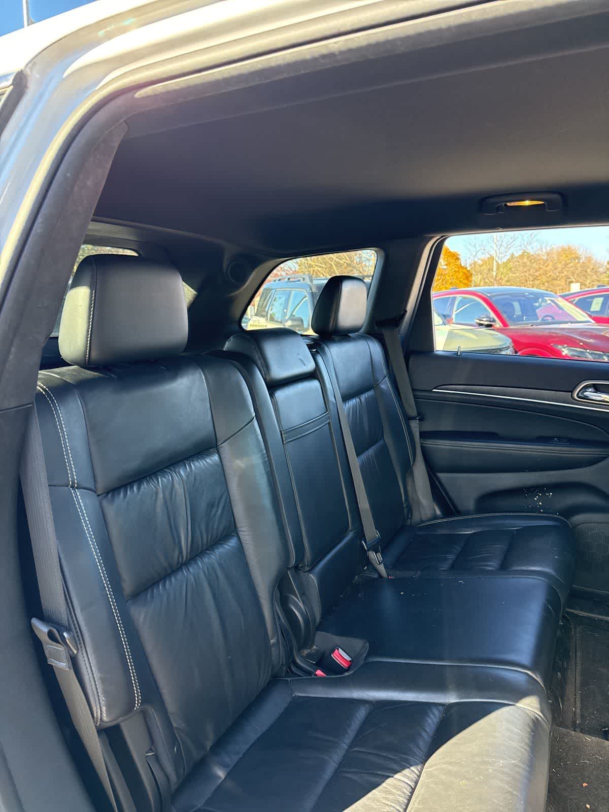 Thumbnail: 2015 Jeep Grand Cherokee - 25