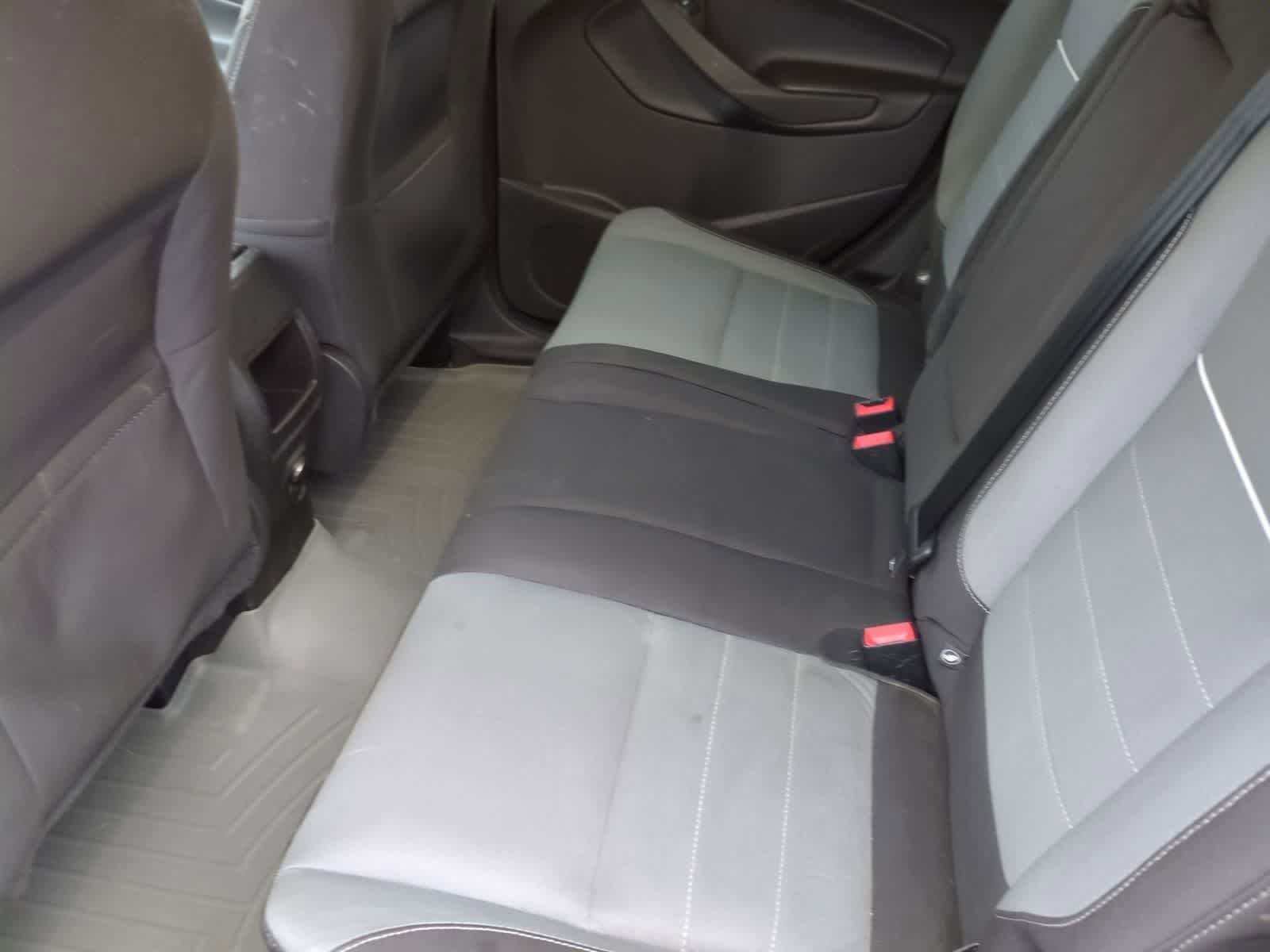 Thumbnail: 2015 Ford Escape - 22