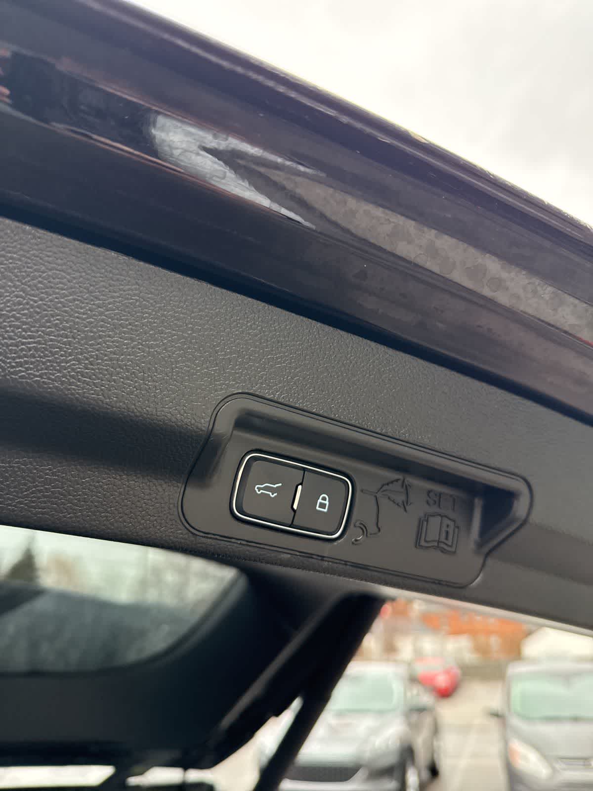 Thumbnail: 2023 Ford Explorer - 15