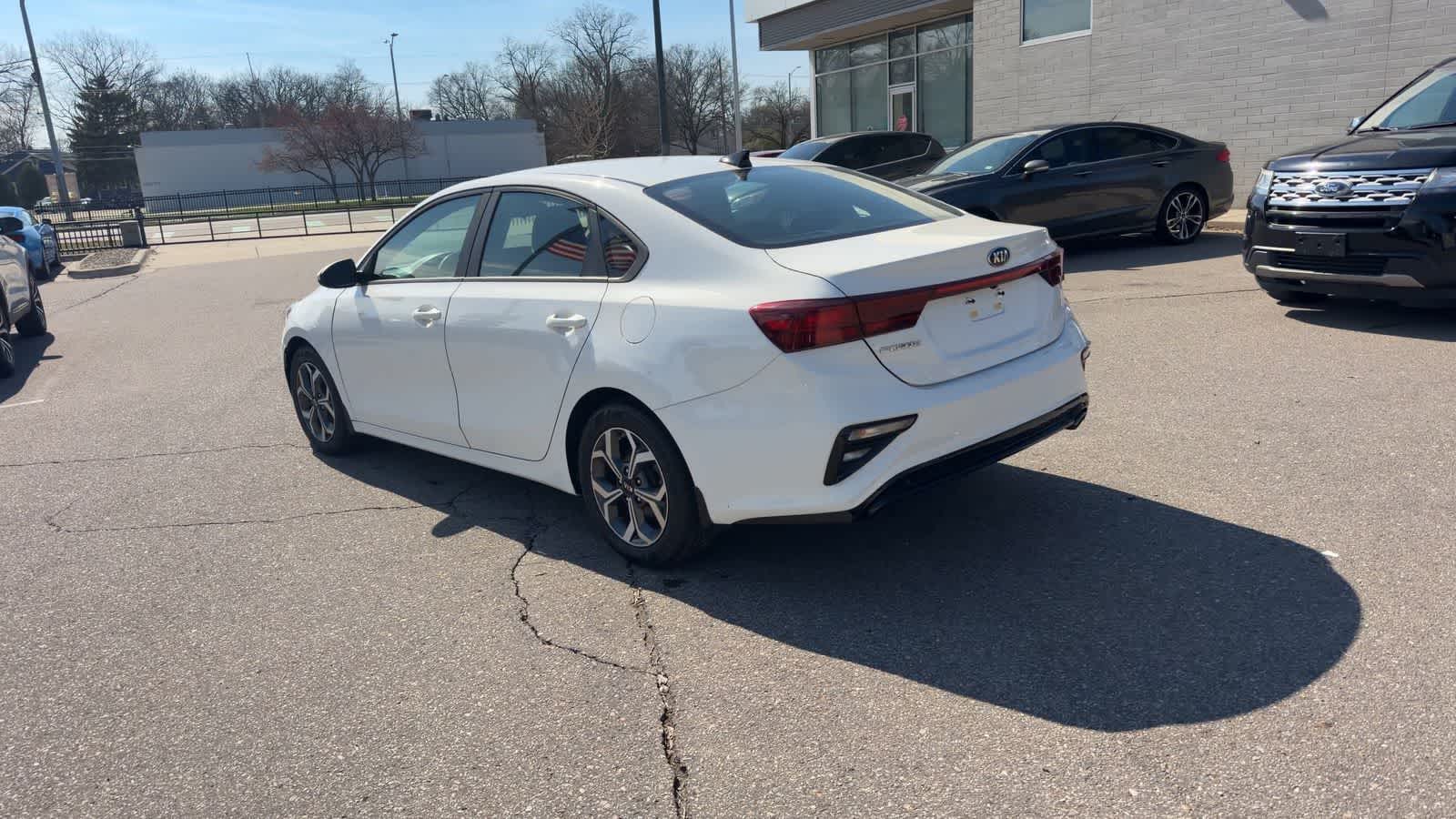 Thumbnail: 2019 Kia Forte - 8