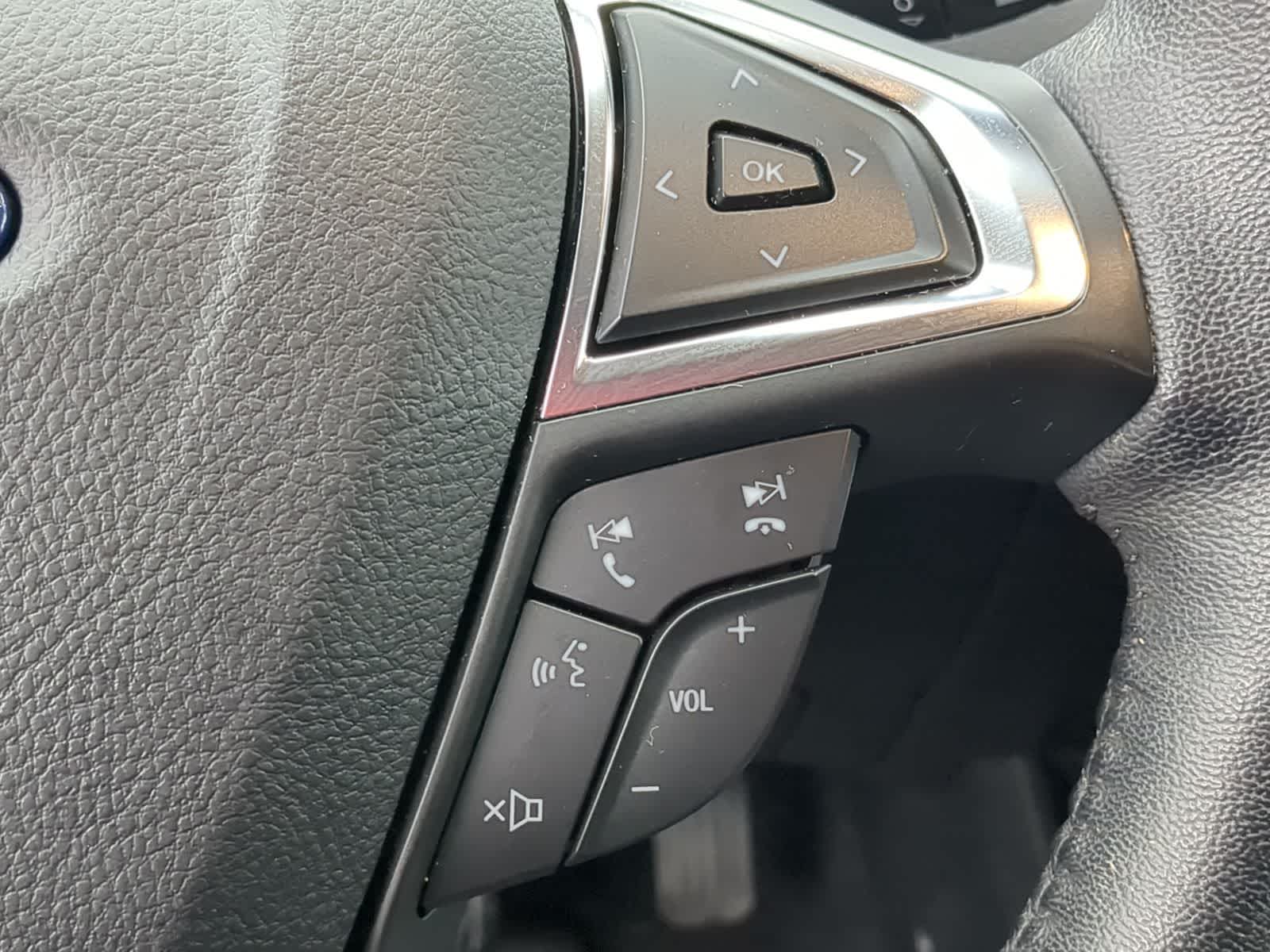 Thumbnail: 2023 Ford Edge - 28