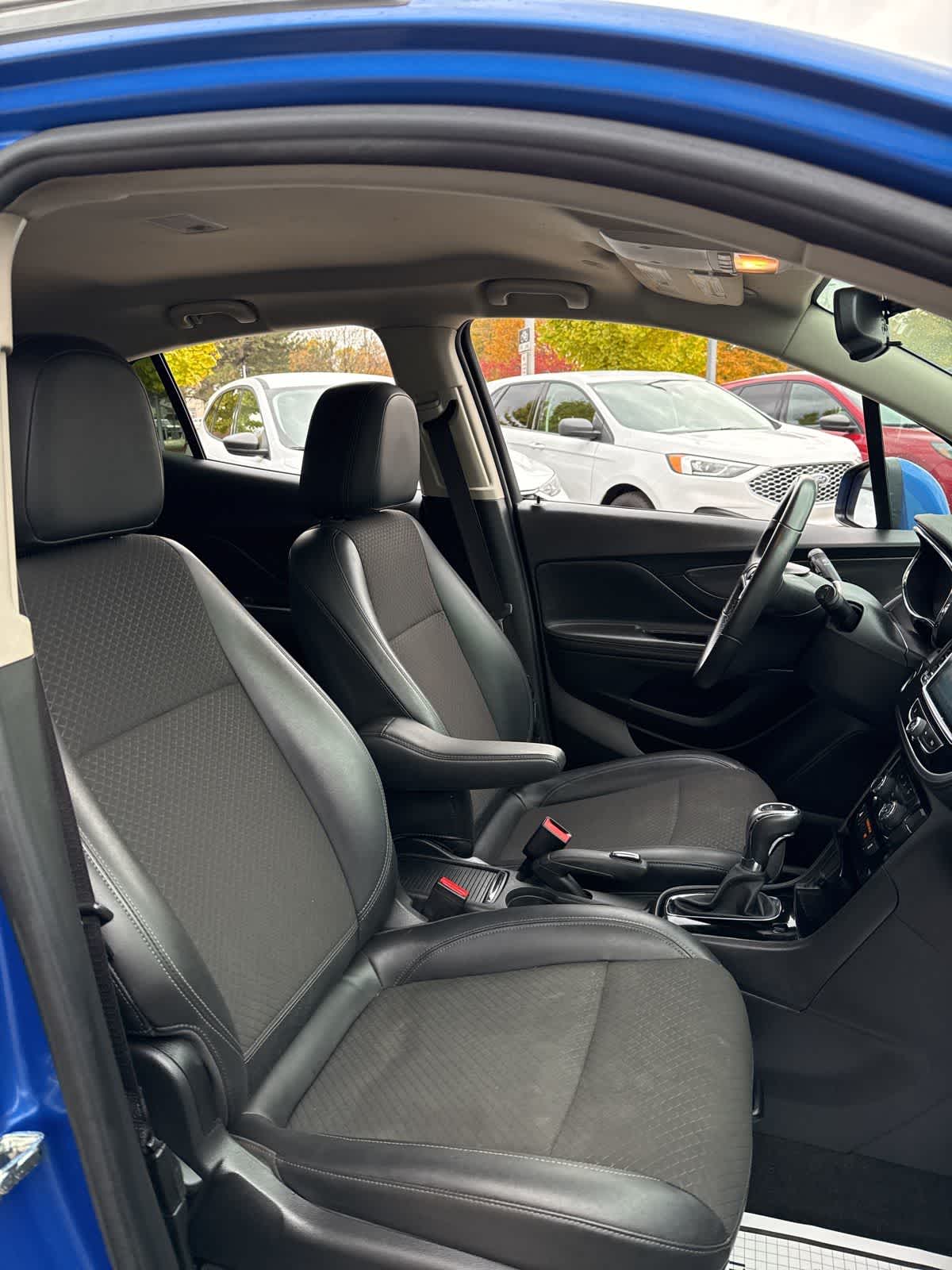 Thumbnail: 2018 Buick Encore - 21