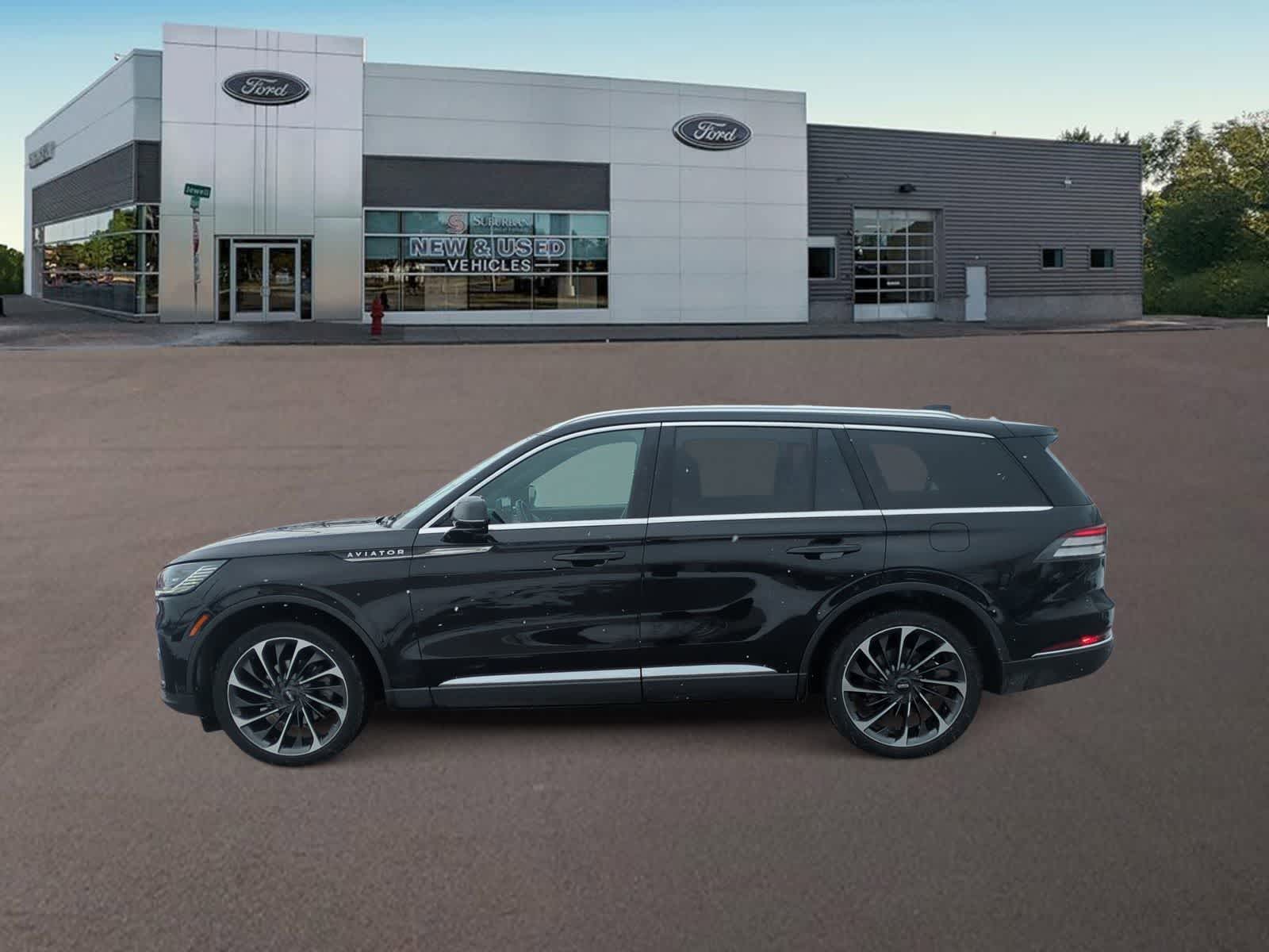 Thumbnail: 2025 Lincoln Aviator - 7