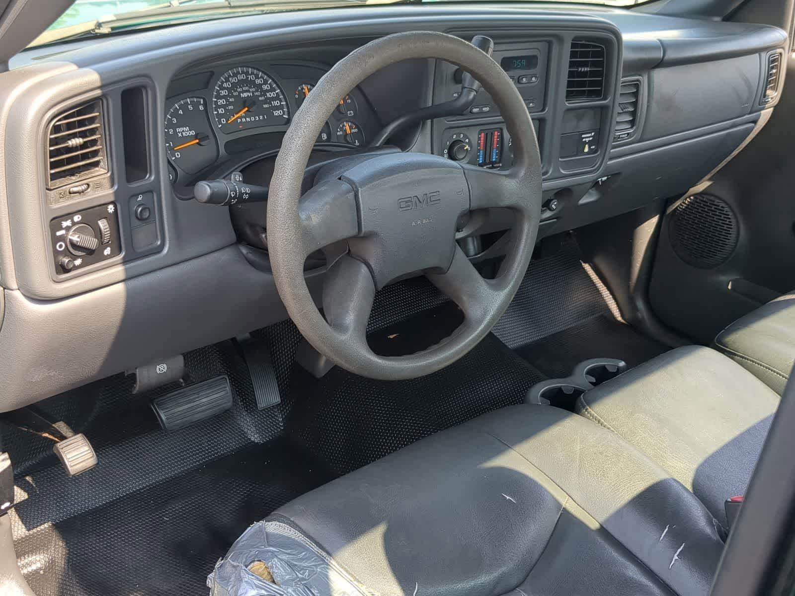 Thumbnail: 2007 GMC Sierra 2500 - 12