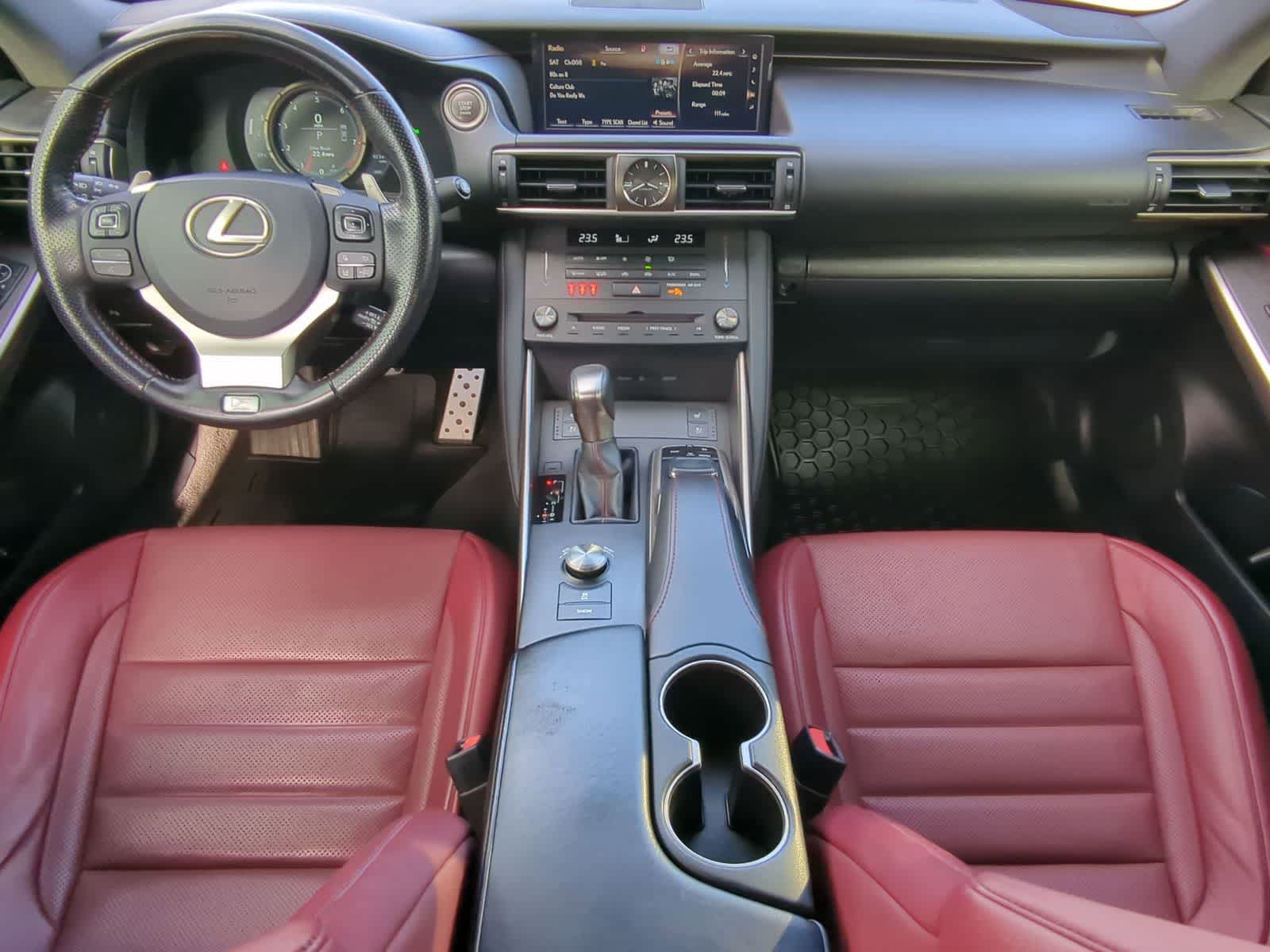 Thumbnail: 2019 Lexus IS - 19