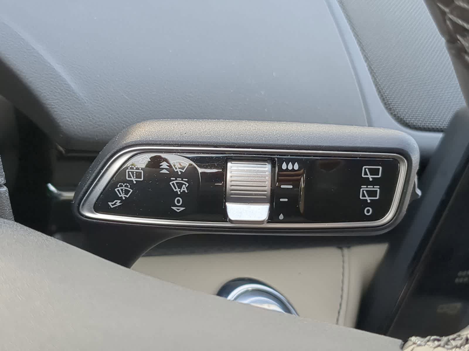 Thumbnail: 2024 Lincoln Nautilus - 29