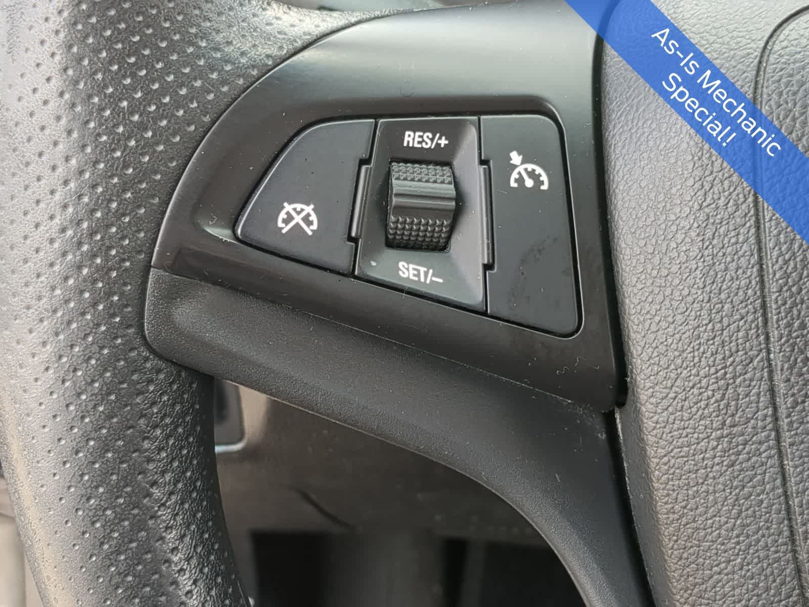 Thumbnail: 2013 Chevrolet Cruze - 24