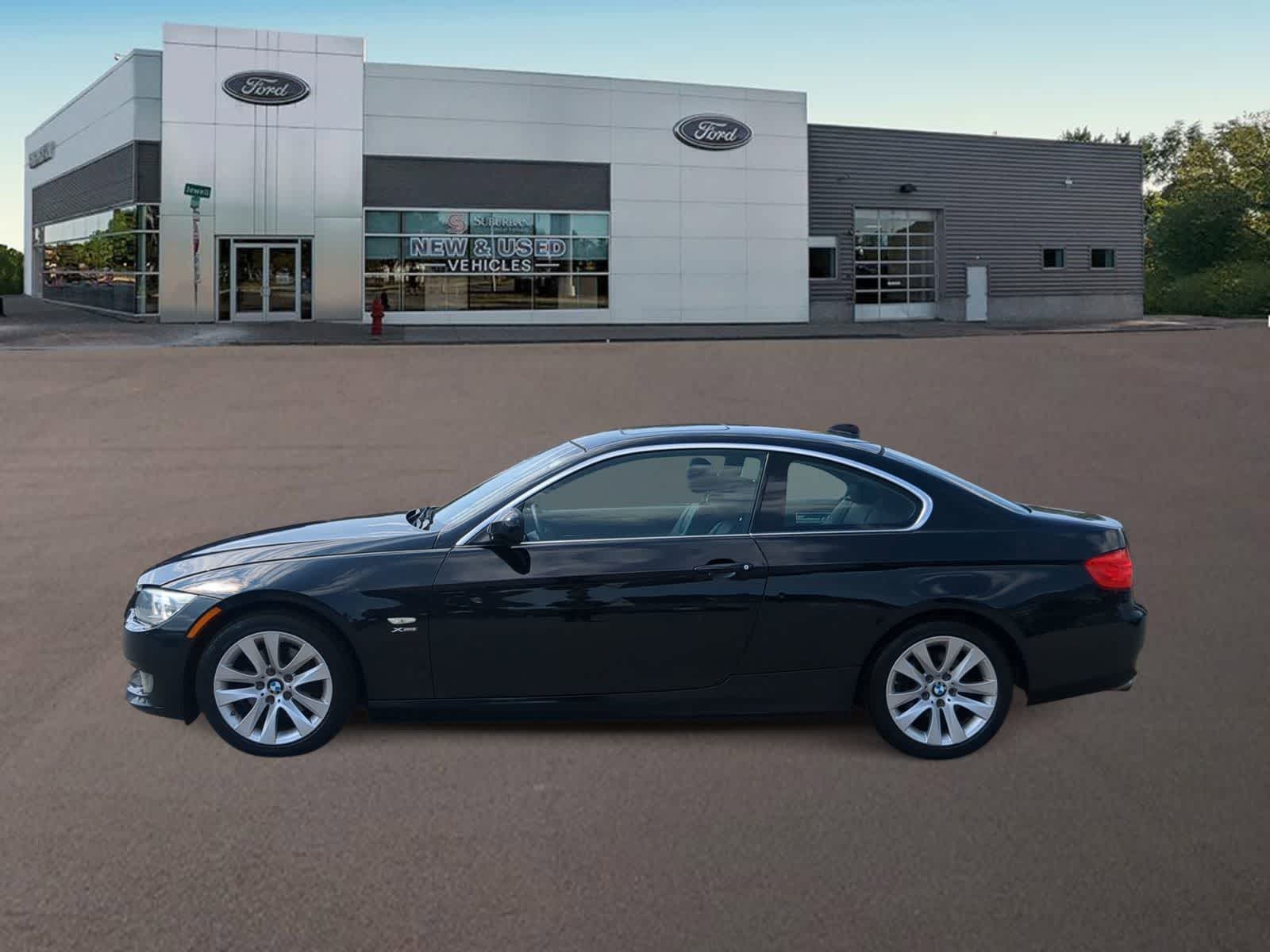 Thumbnail: 2011 BMW 3 Series - 7