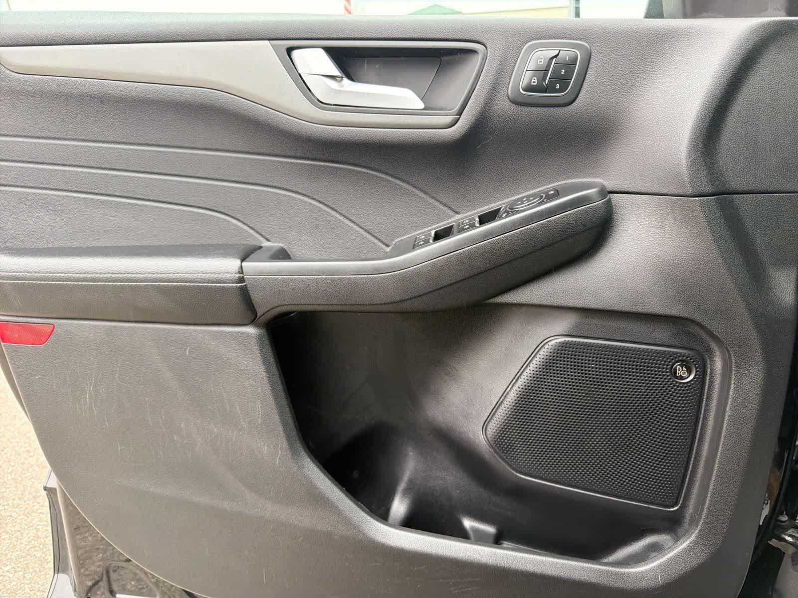 Thumbnail: 2023 Ford Escape - 37