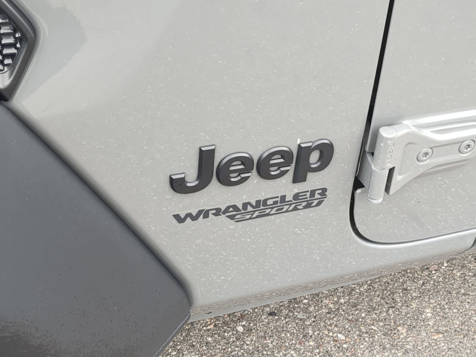 Thumbnail: 2021 Jeep Wrangler - 16