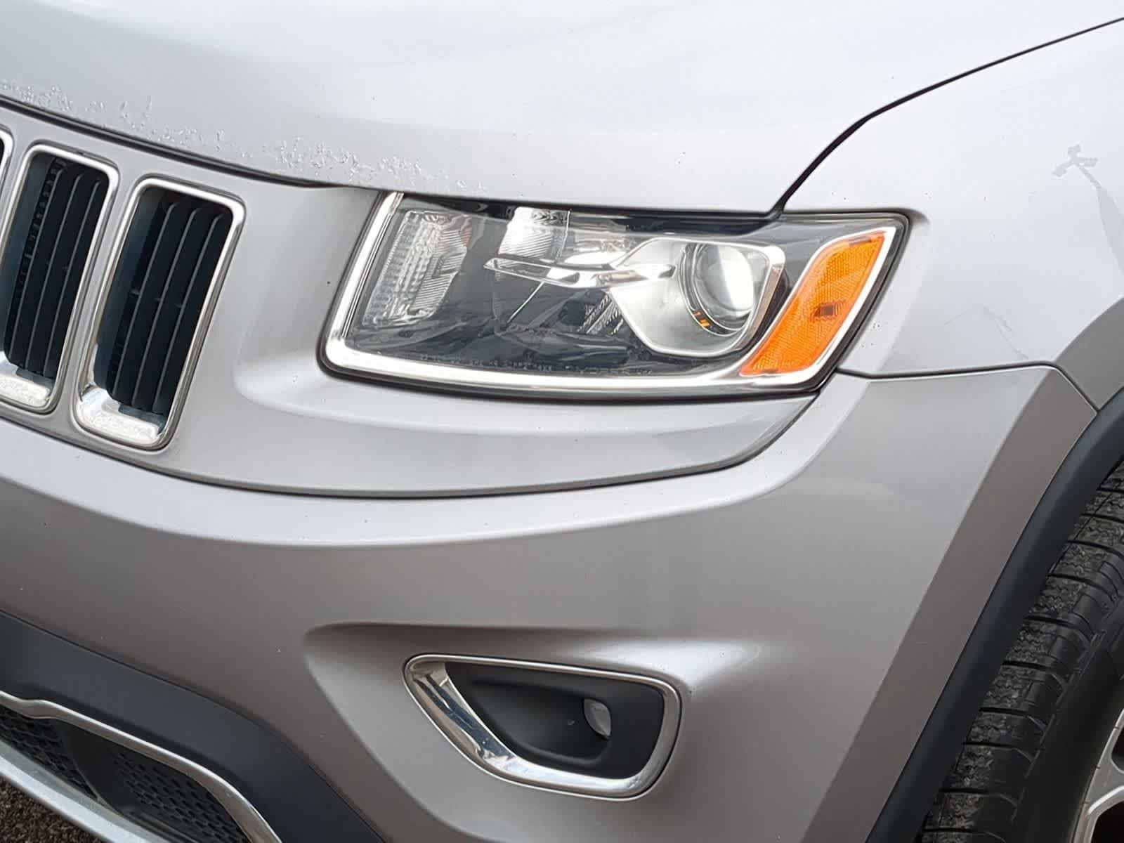 Thumbnail: 2015 Jeep Grand Cherokee - 15