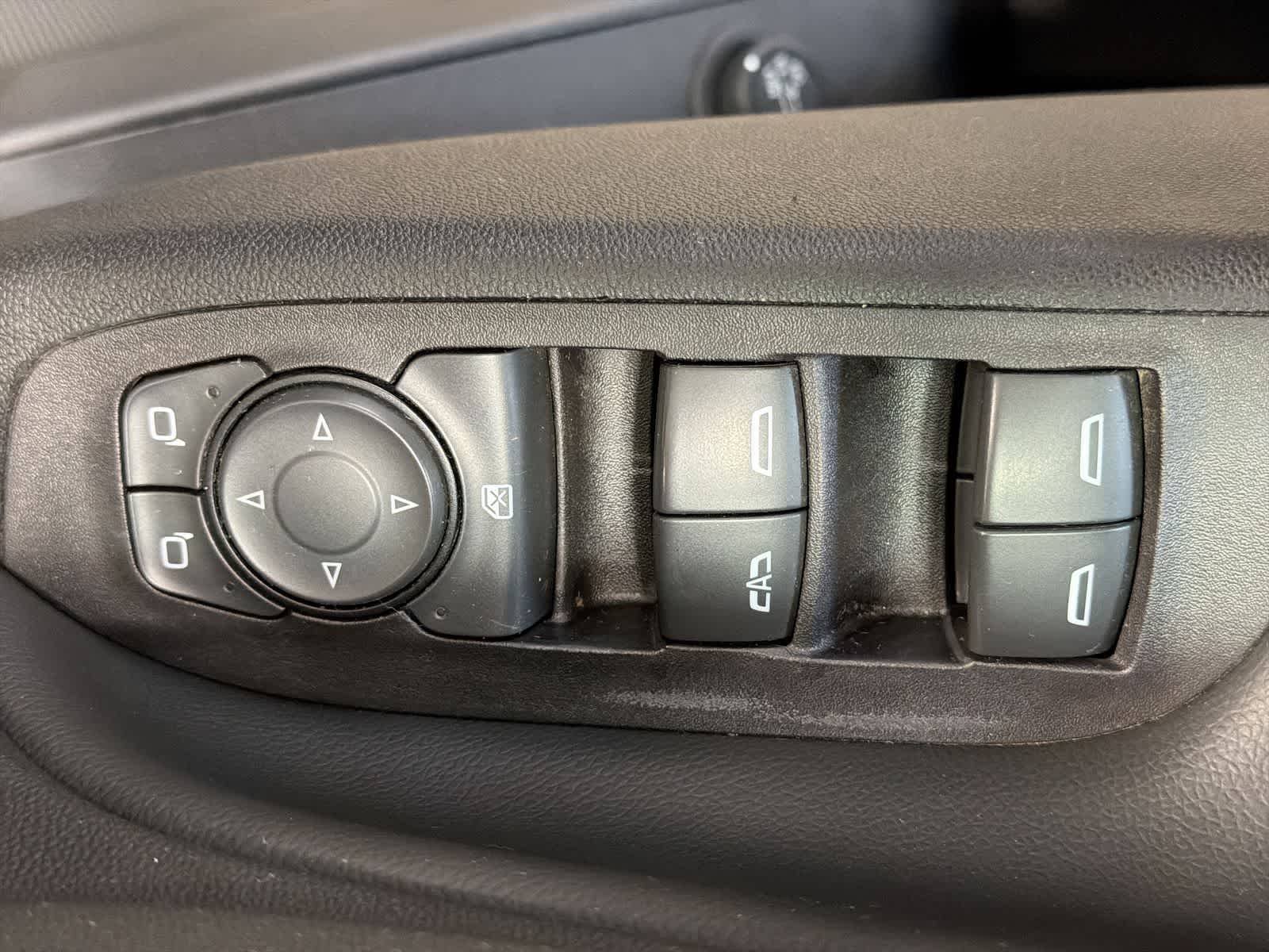 Thumbnail: 2020 Chevrolet Equinox - 22