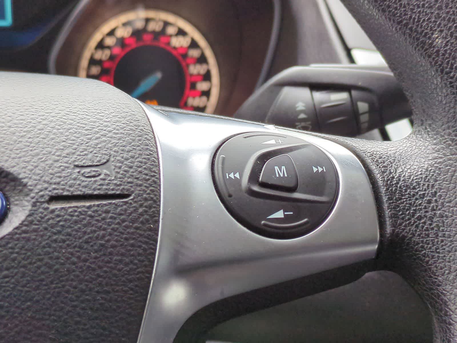 Thumbnail: 2012 Ford Focus - 26