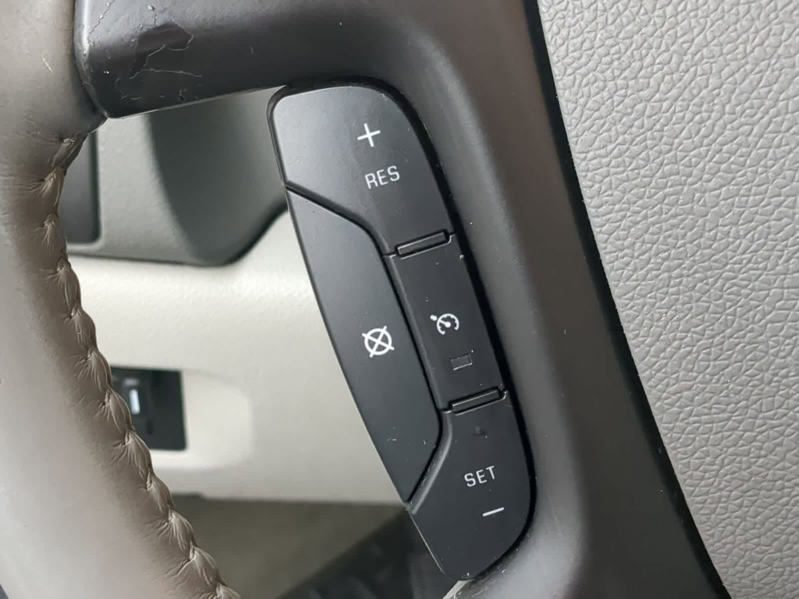 Thumbnail: 2009 Chevrolet Silverado 1500 - 25