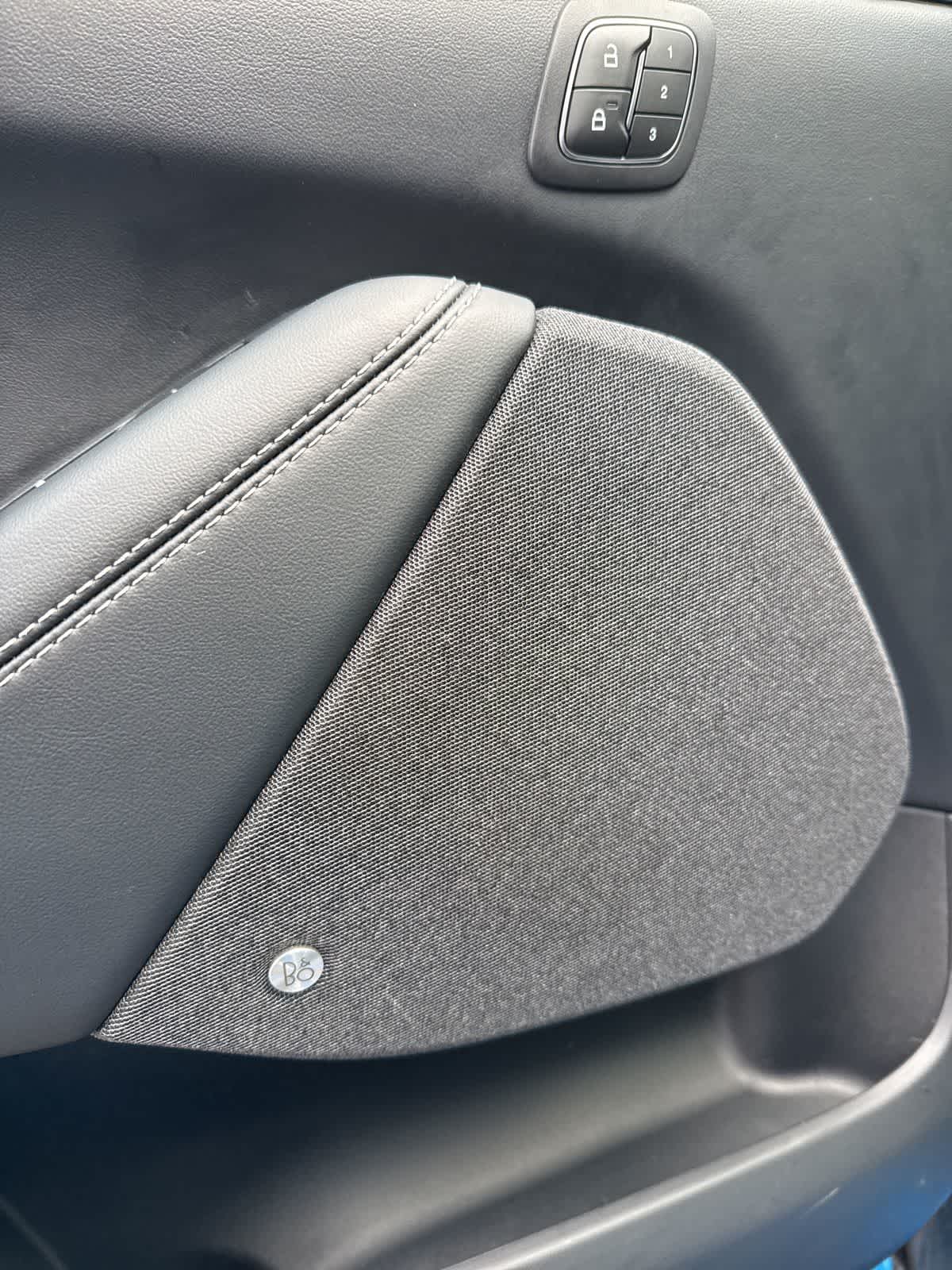 Thumbnail: 2022 Ford Mustang Mach-E - 17