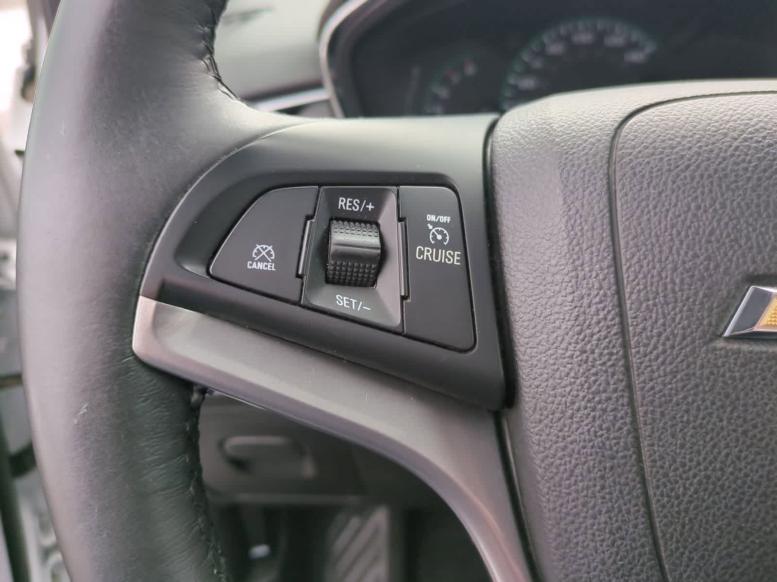 Thumbnail: 2017 Chevrolet Trax - 36