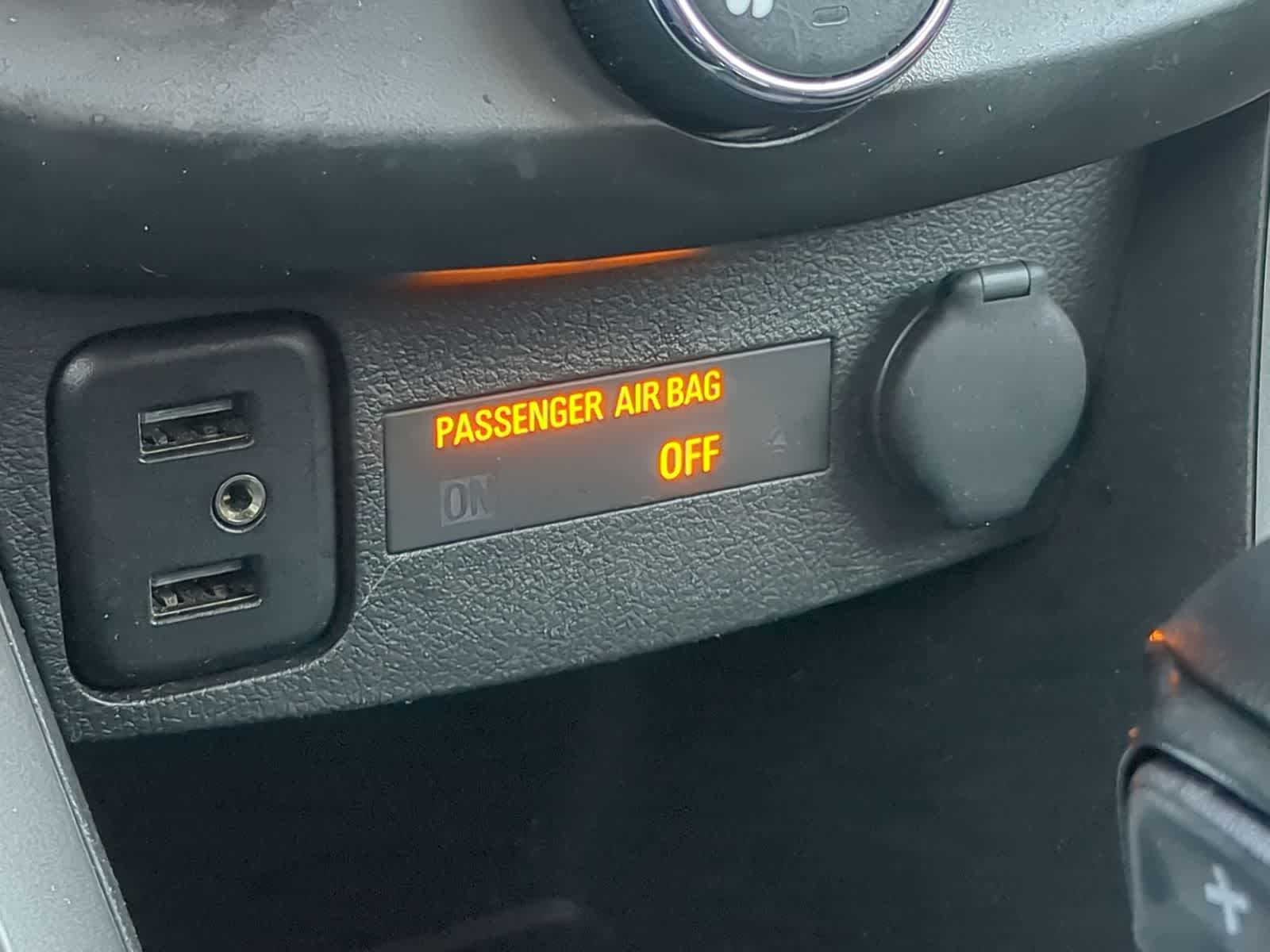 Thumbnail: 2019 Chevrolet Trax - 30