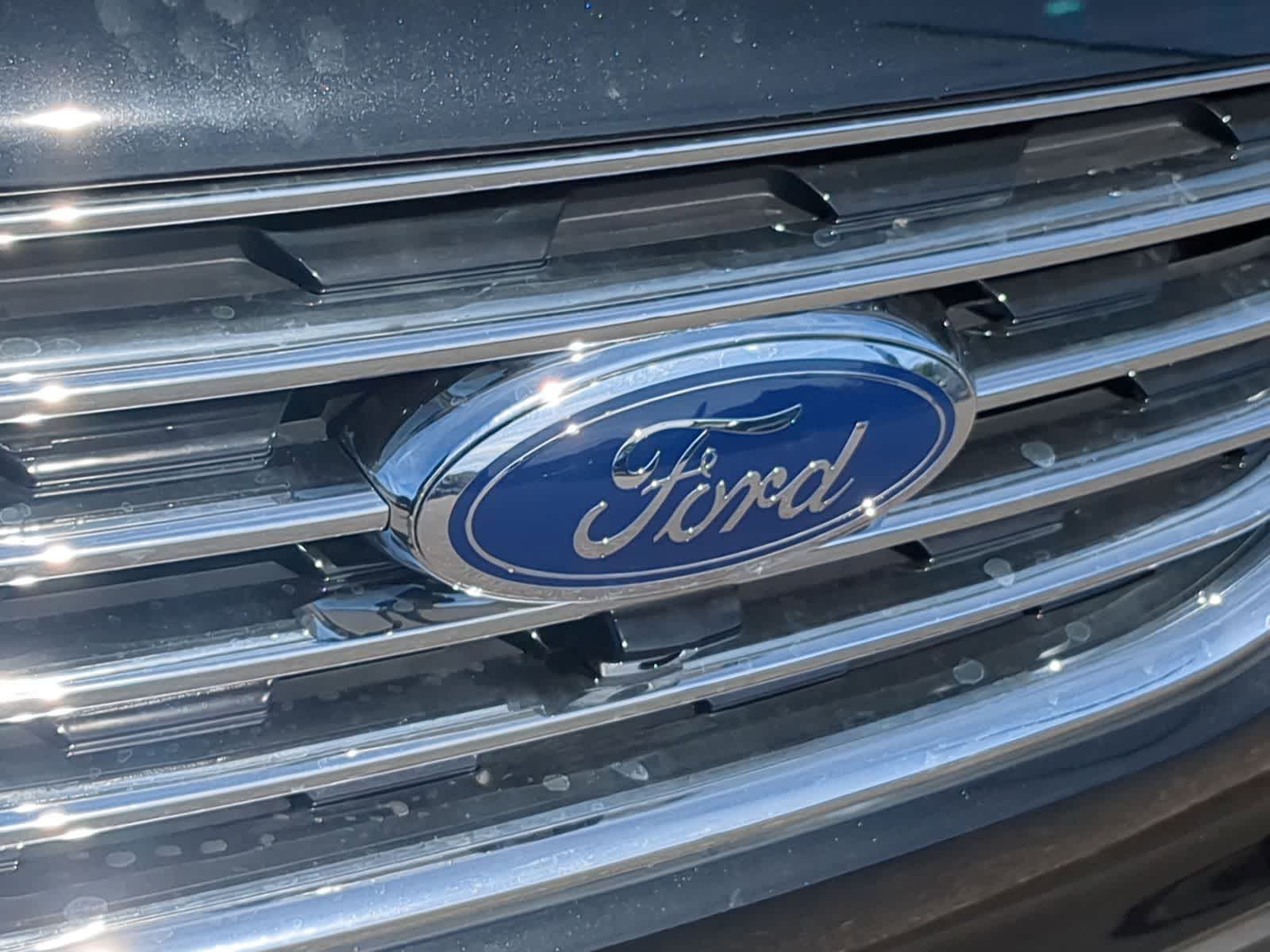 Thumbnail: 2023 Ford Edge - 15