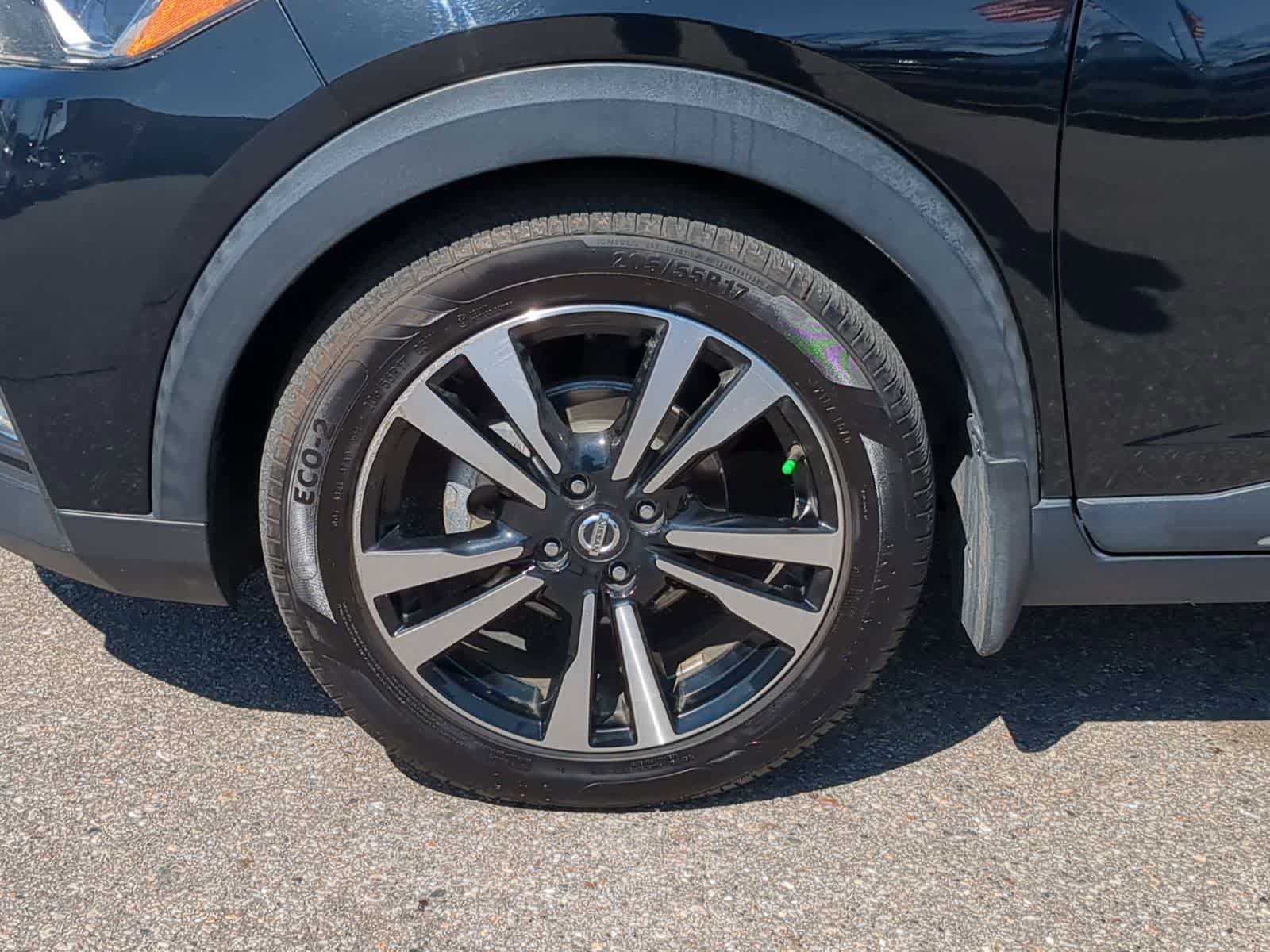 2020 Nissan Kicks SR 16