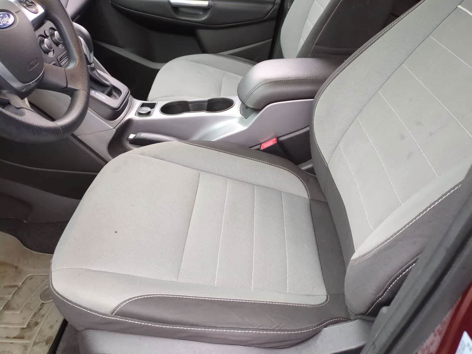 Thumbnail: 2015 Ford Escape - 19