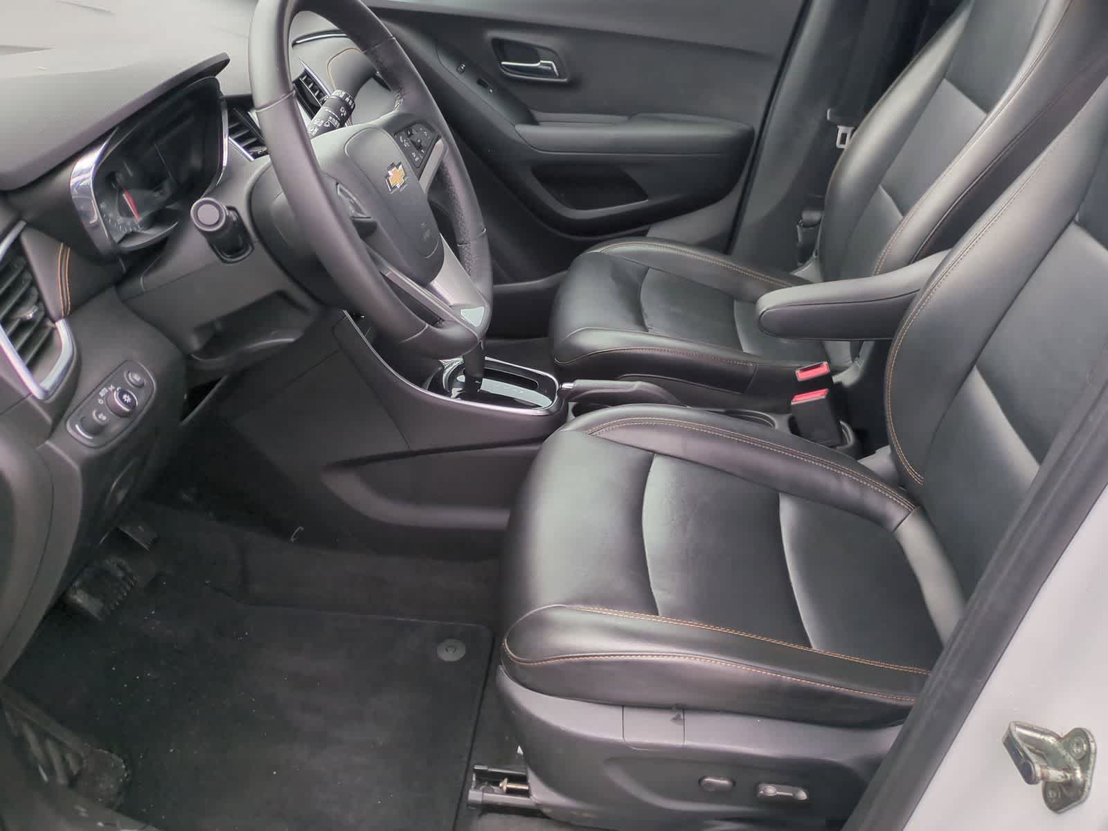 Thumbnail: 2017 Chevrolet Trax - 27