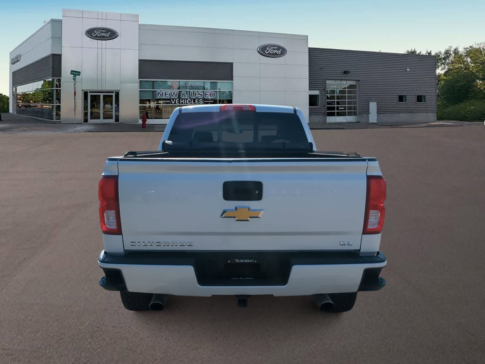 Thumbnail: 2018 Chevrolet Silverado 1500 - 10