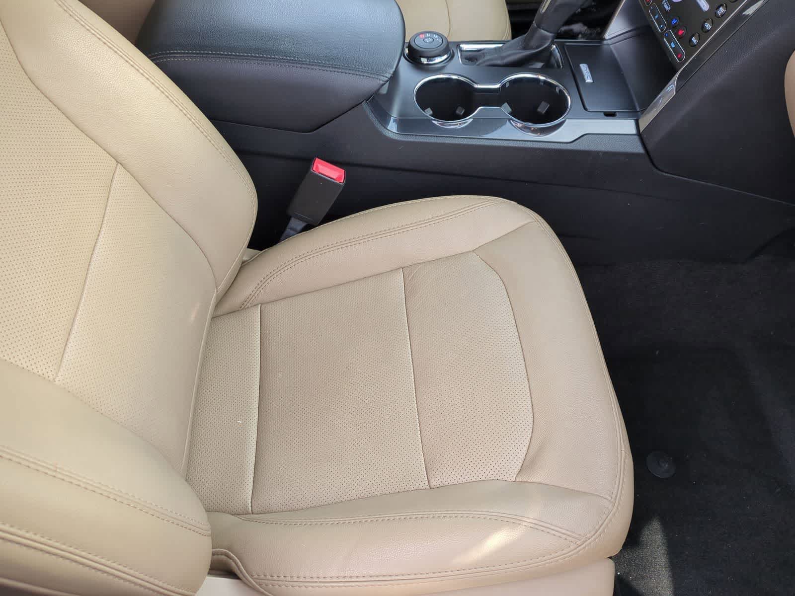 Thumbnail: 2017 Ford Explorer - 30