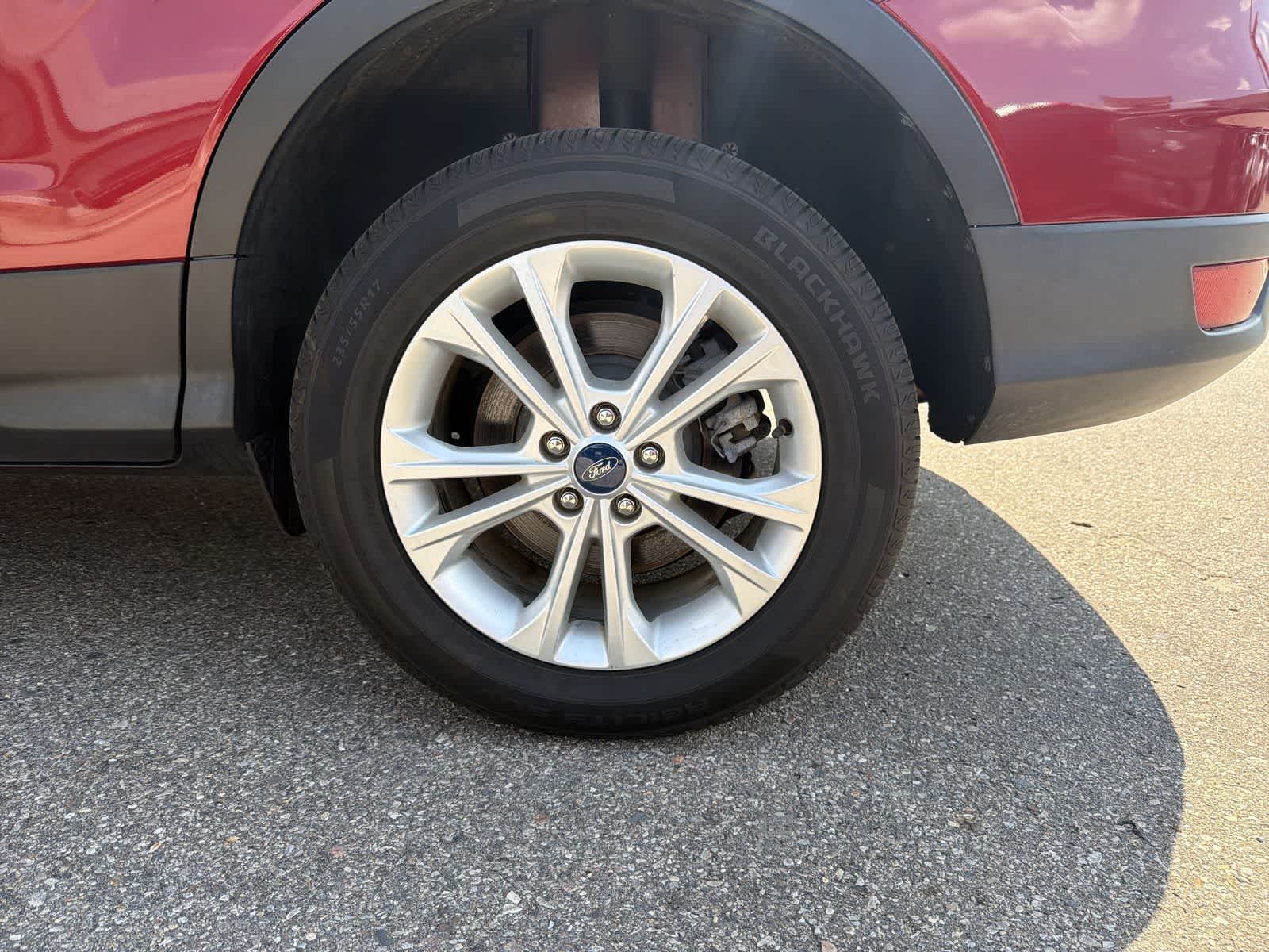 Thumbnail: 2019 Ford Escape - 18