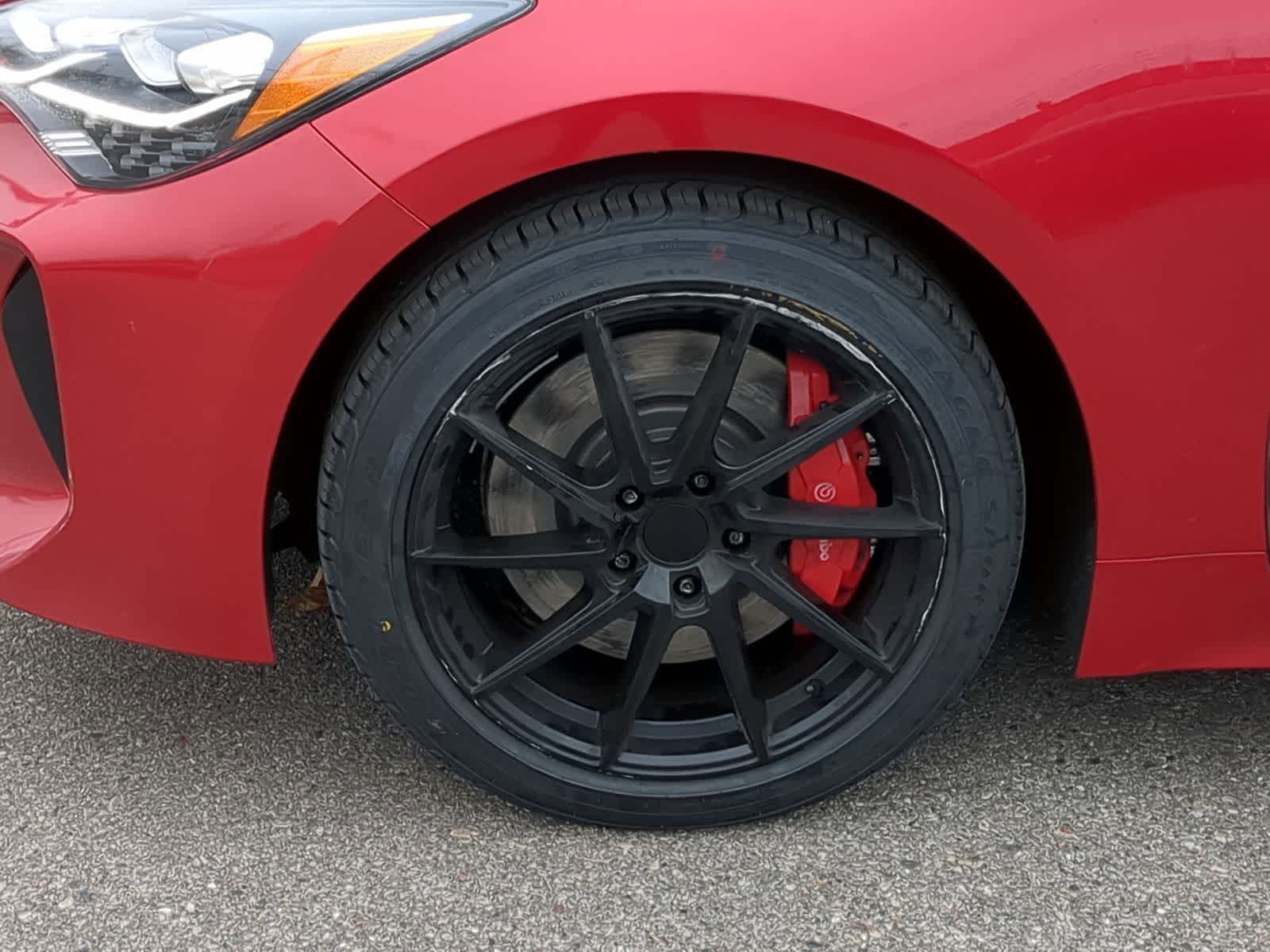 Thumbnail: 2018 Kia Stinger - 17