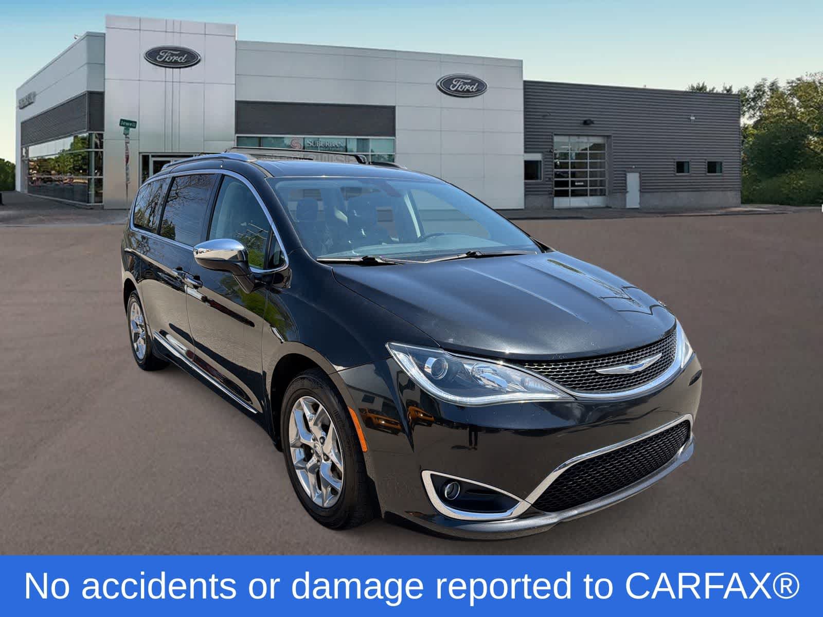 Thumbnail: 2018 Chrysler Pacifica - 2