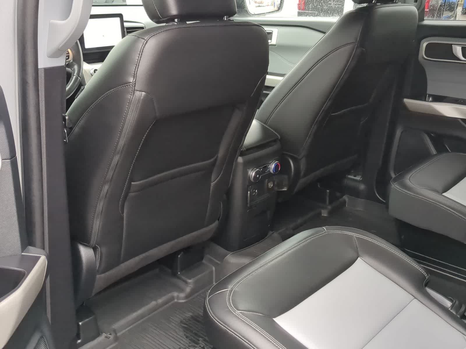 Thumbnail: 2022 Ford Explorer - 24