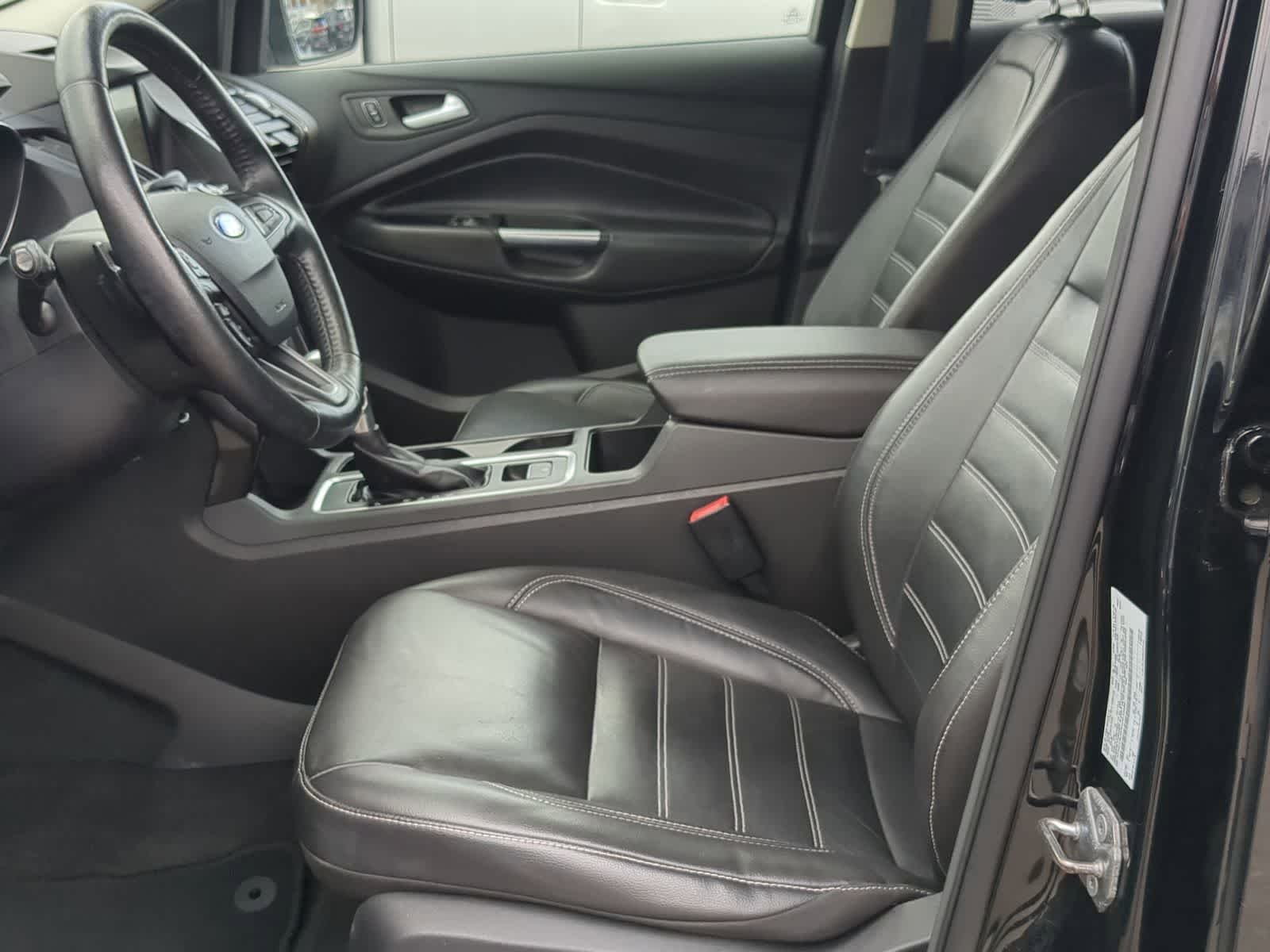 Thumbnail: 2017 Ford Escape - 21