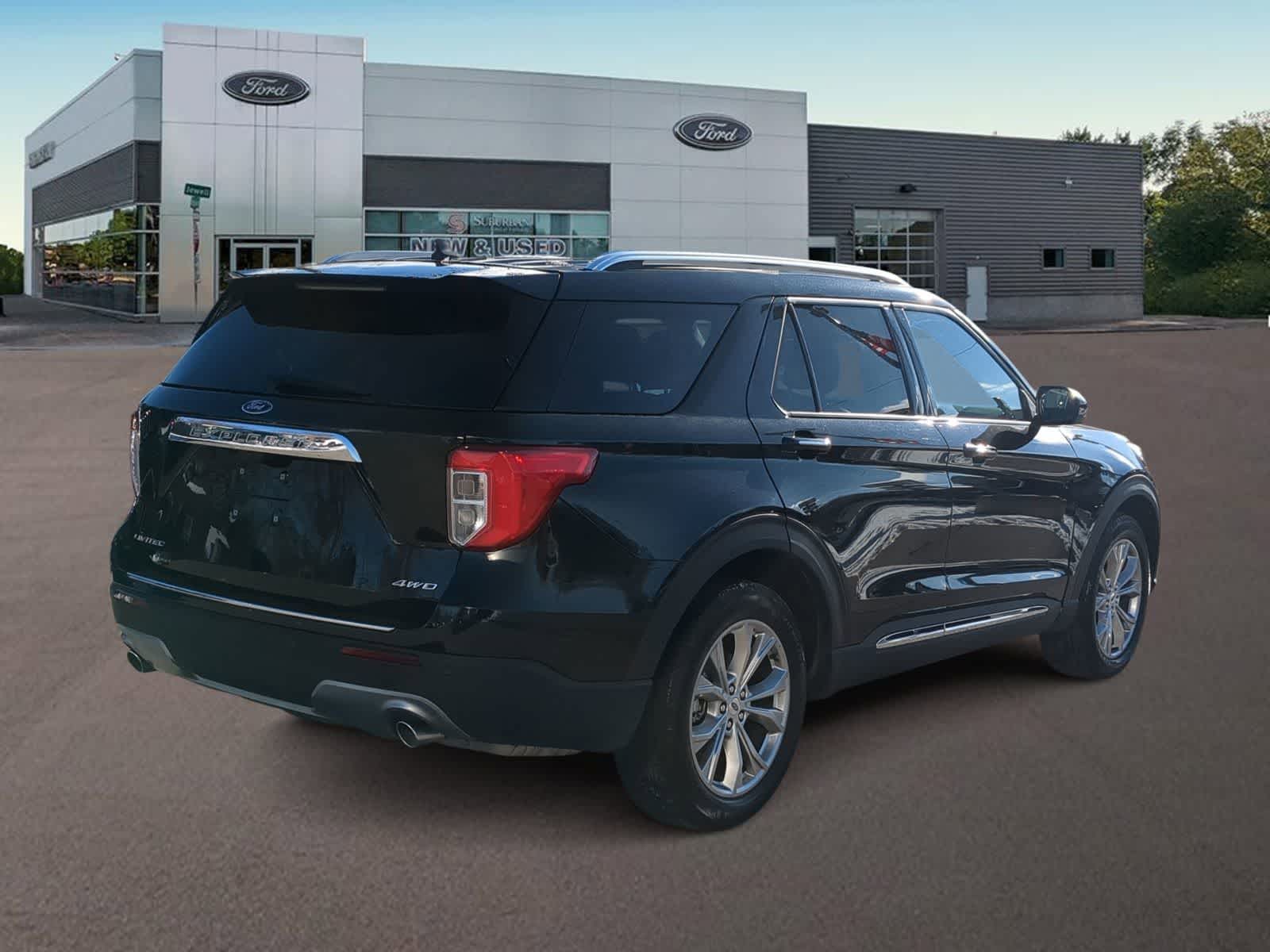 Thumbnail: 2024 Ford Explorer - 10