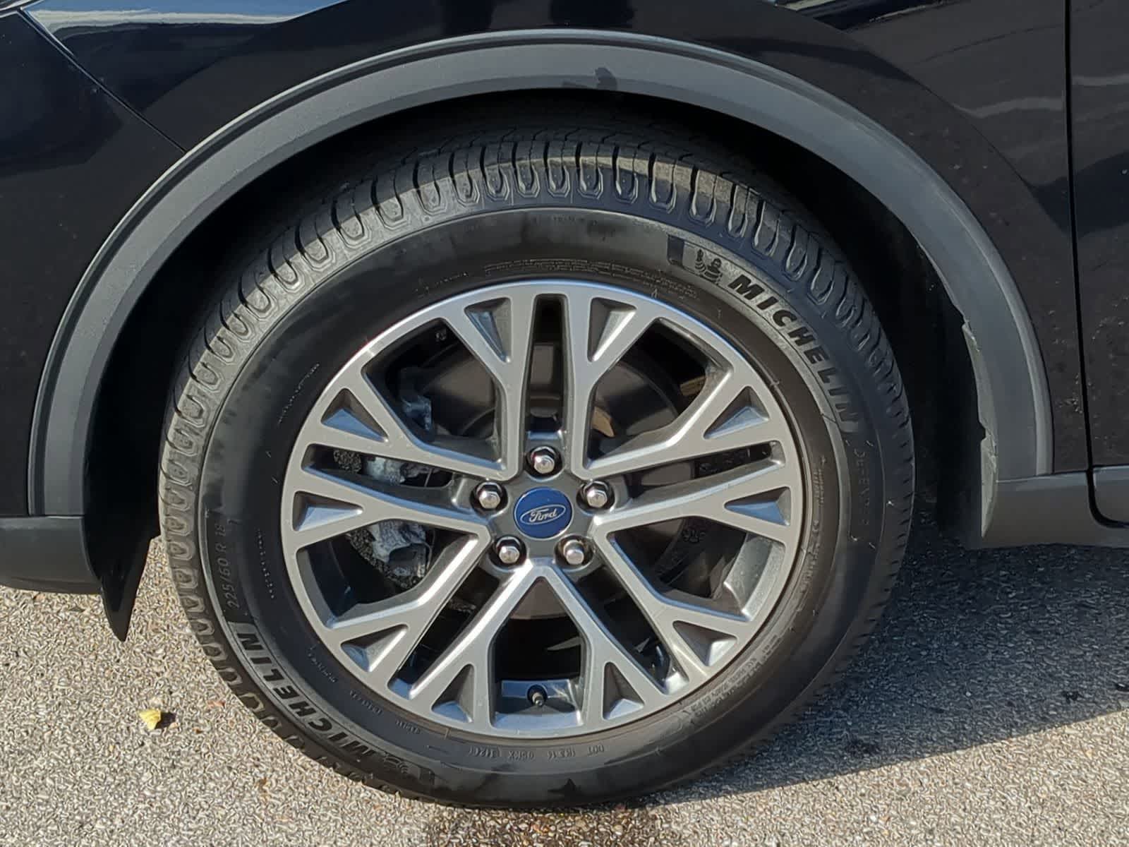 Thumbnail: 2020 Ford Escape - 16