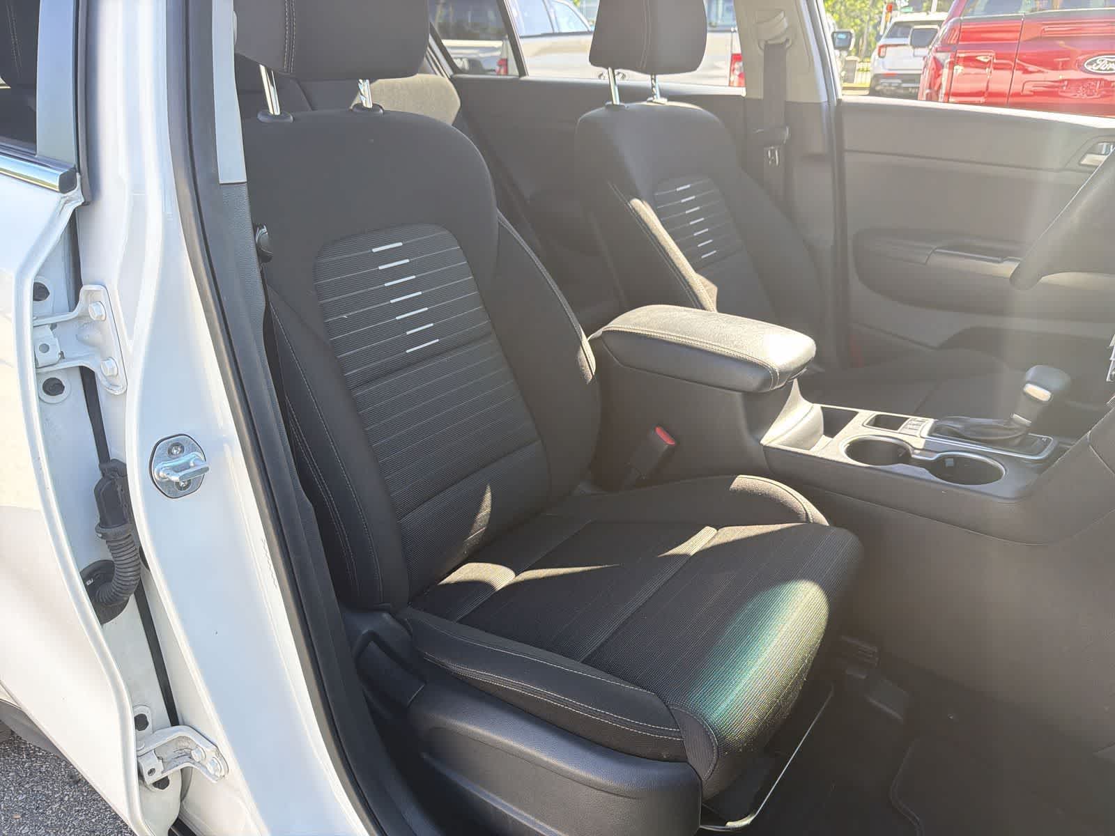 Thumbnail: 2018 Kia Sportage - 23