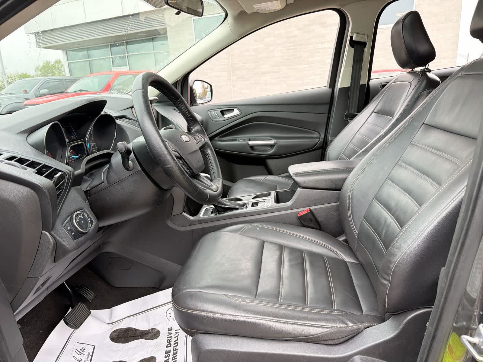 Thumbnail: 2019 Ford Escape - 14