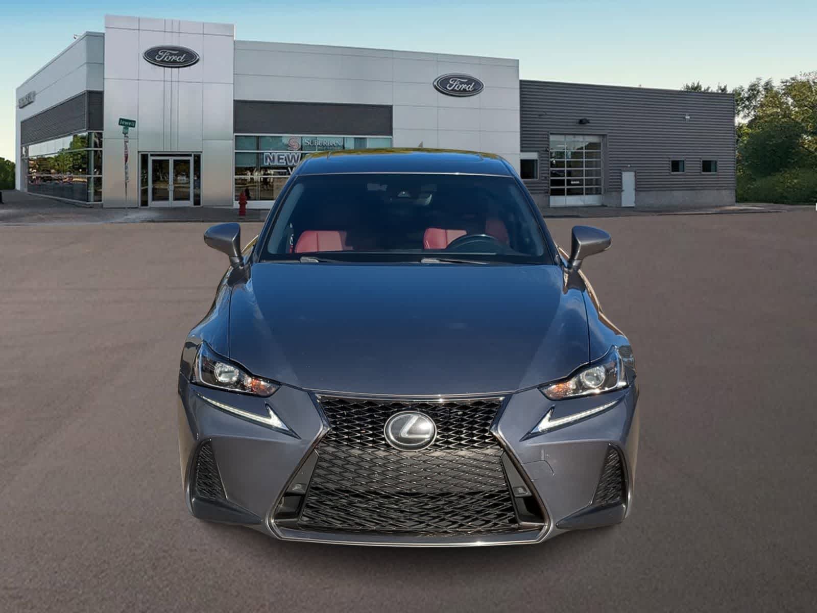 Thumbnail: 2019 Lexus IS - 3