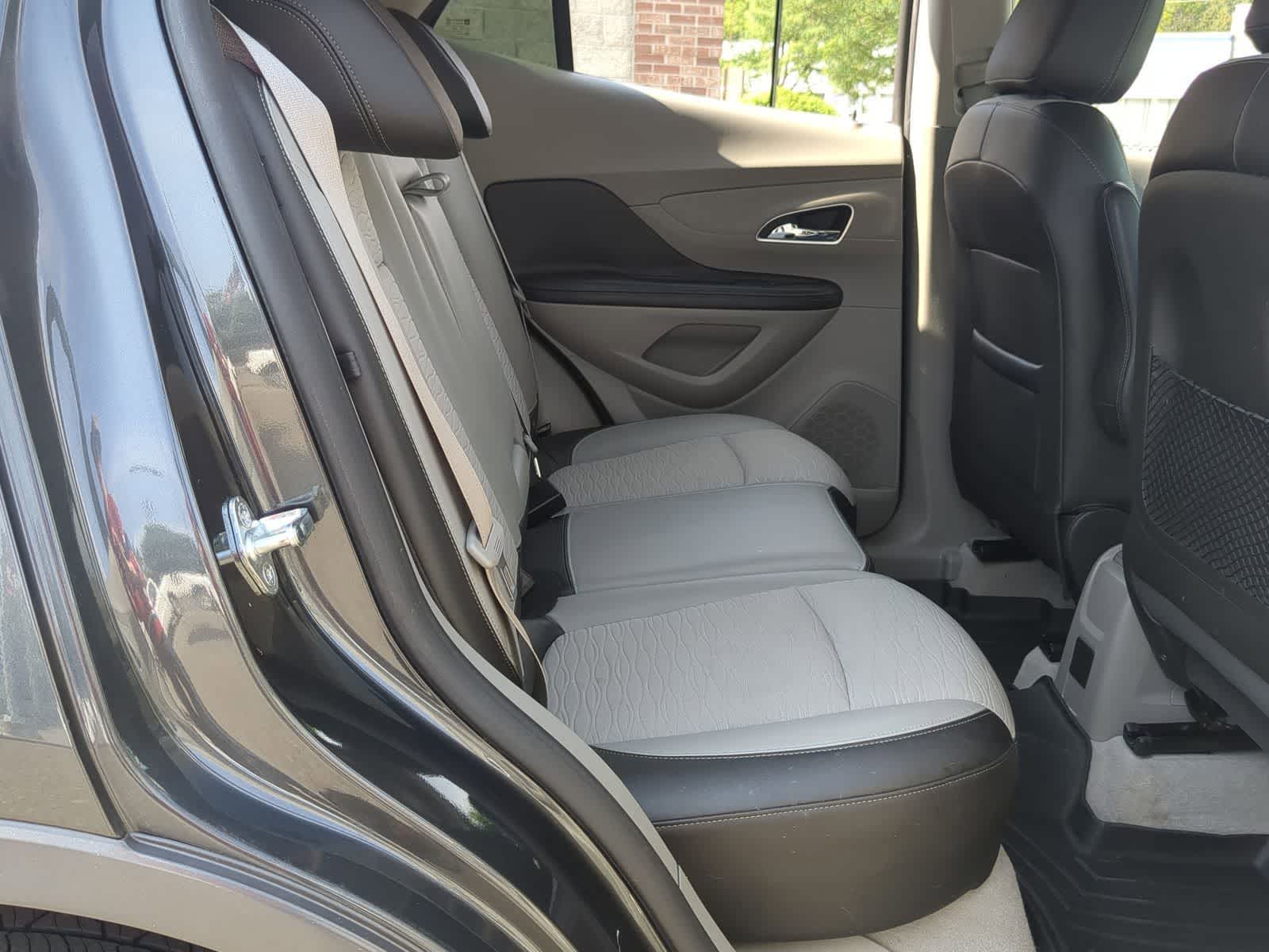 Thumbnail: 2016 Buick Encore - 23