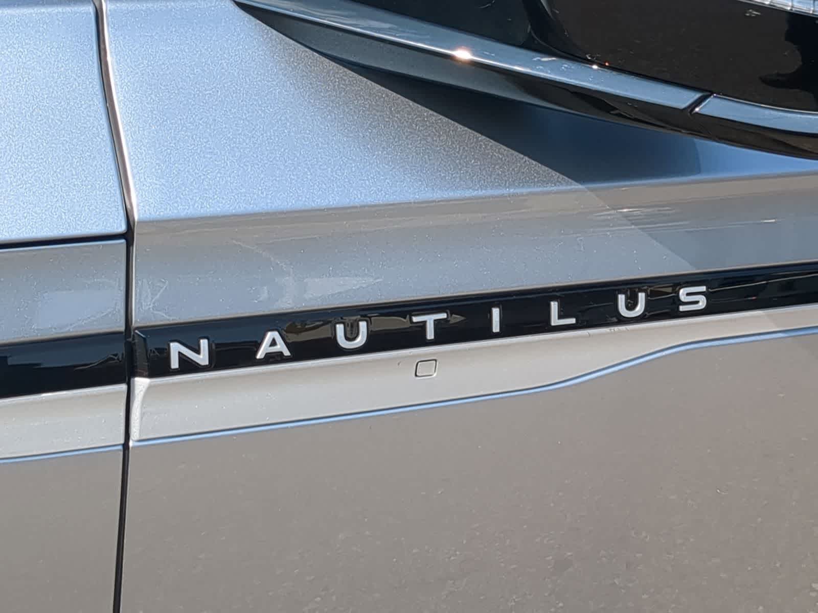 Thumbnail: 2024 Lincoln Nautilus - 17