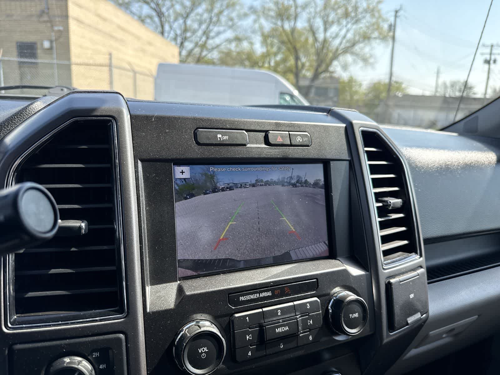 Thumbnail: 2019 Ford F-150 - 31