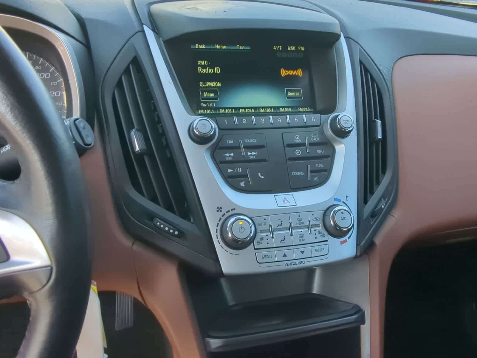 Thumbnail: 2017 Chevrolet Equinox - 31