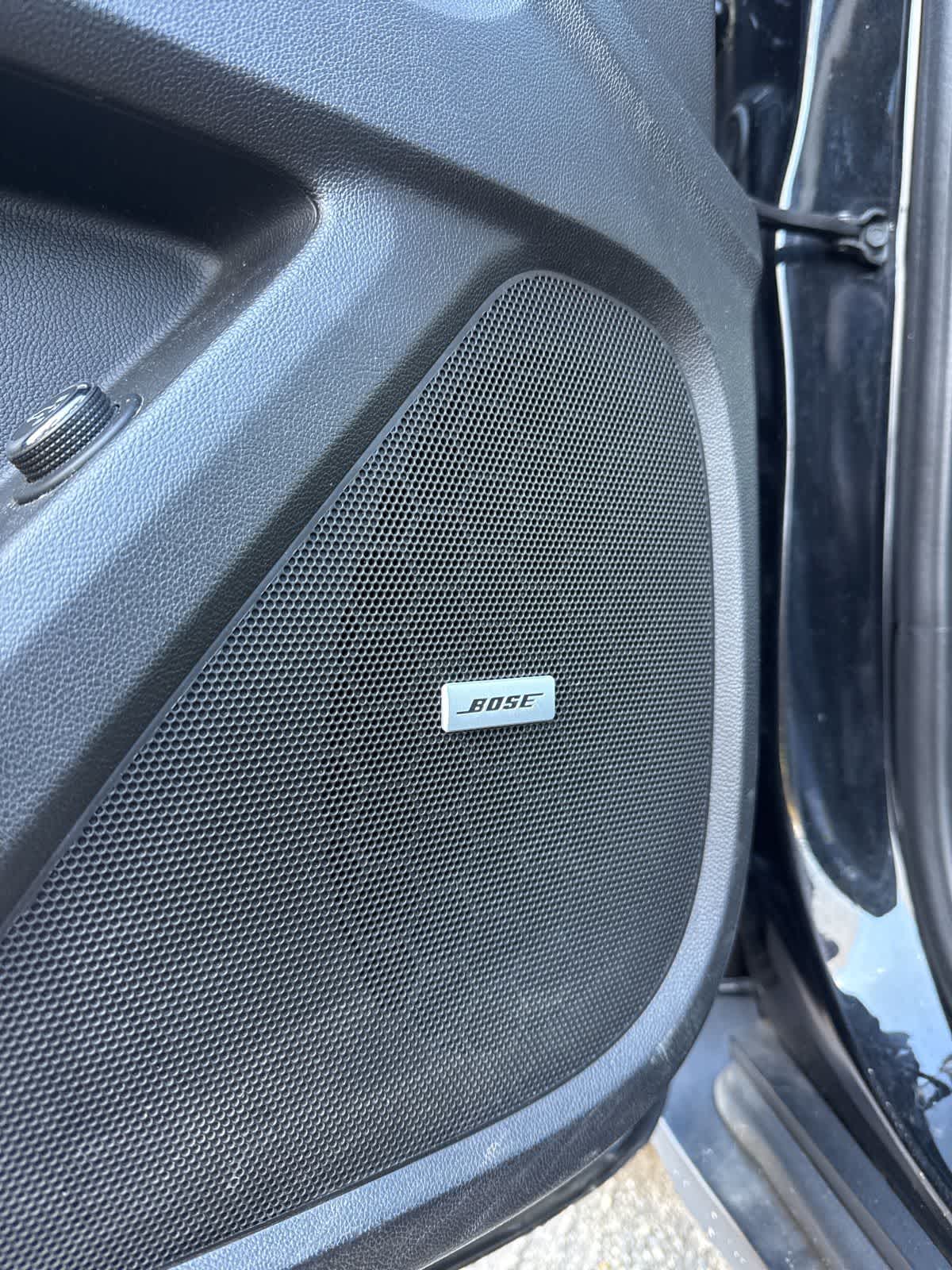 Thumbnail: 2020 Chevrolet Traverse - 12