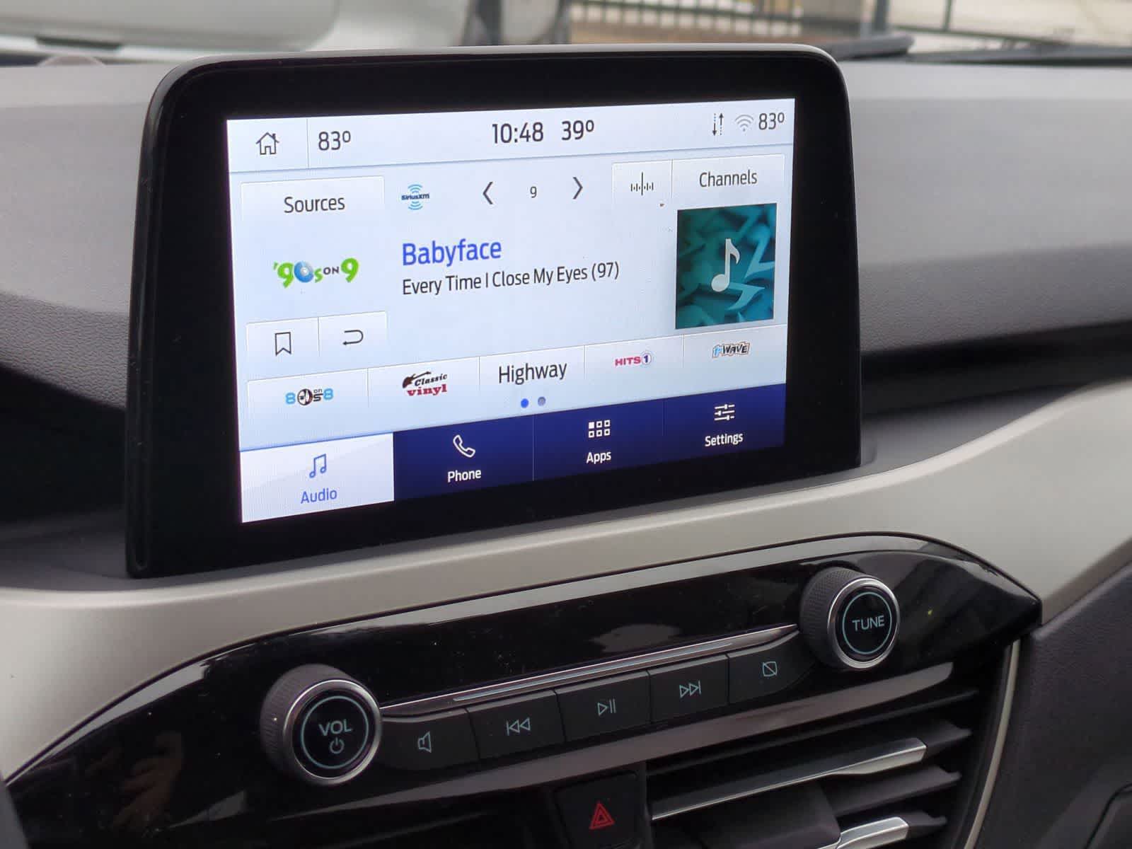 Thumbnail: 2022 Ford Escape - 32