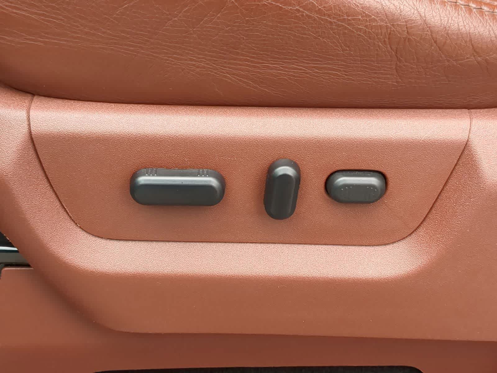 Thumbnail: 2012 Ford Econoline - 23