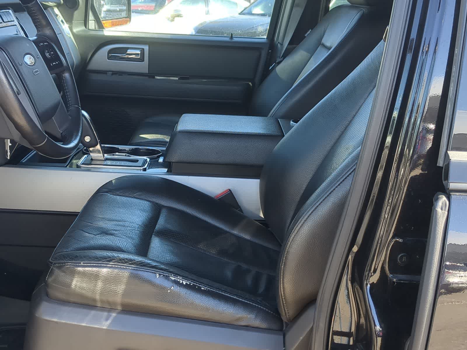 Thumbnail: 2011 Ford Expedition - 20