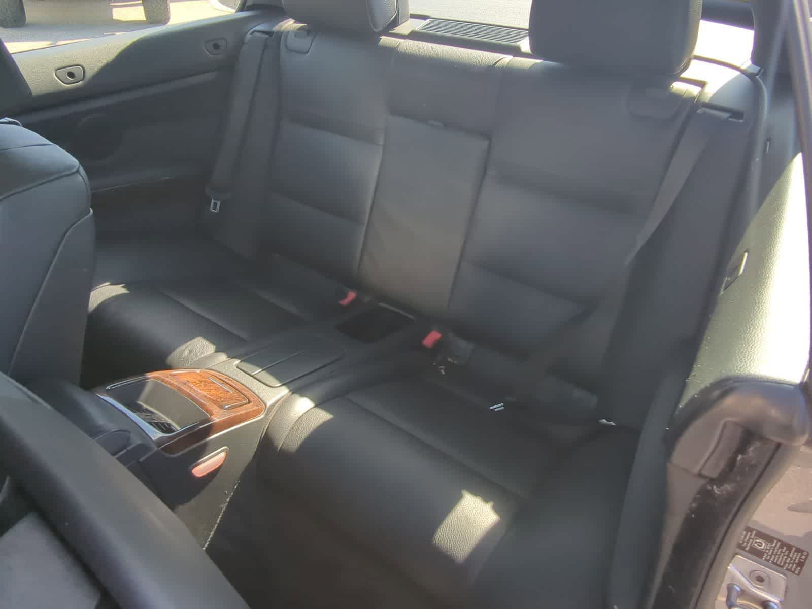 Thumbnail: 2010 BMW 3 Series - 25